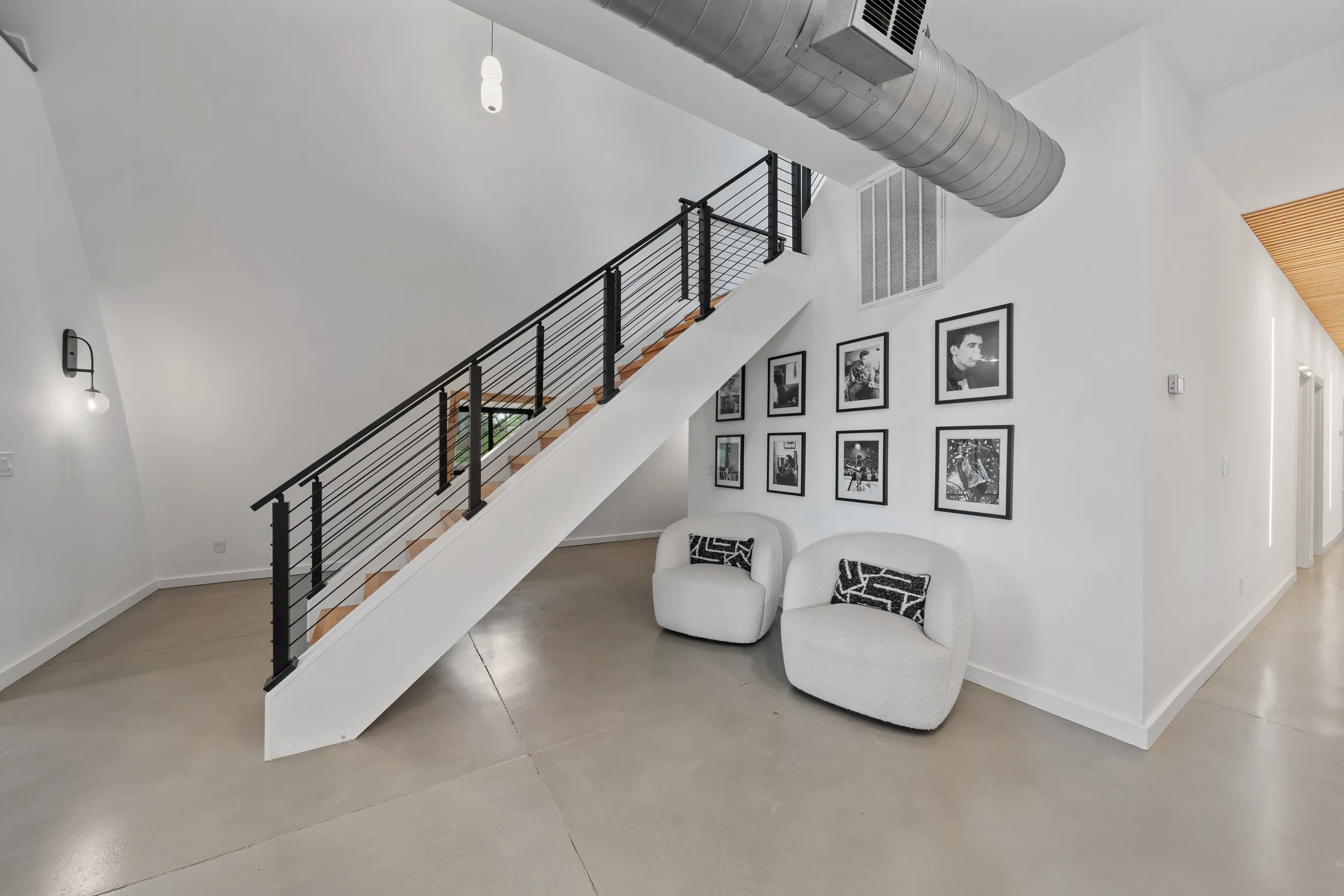 Wander Monroe Hollow #61