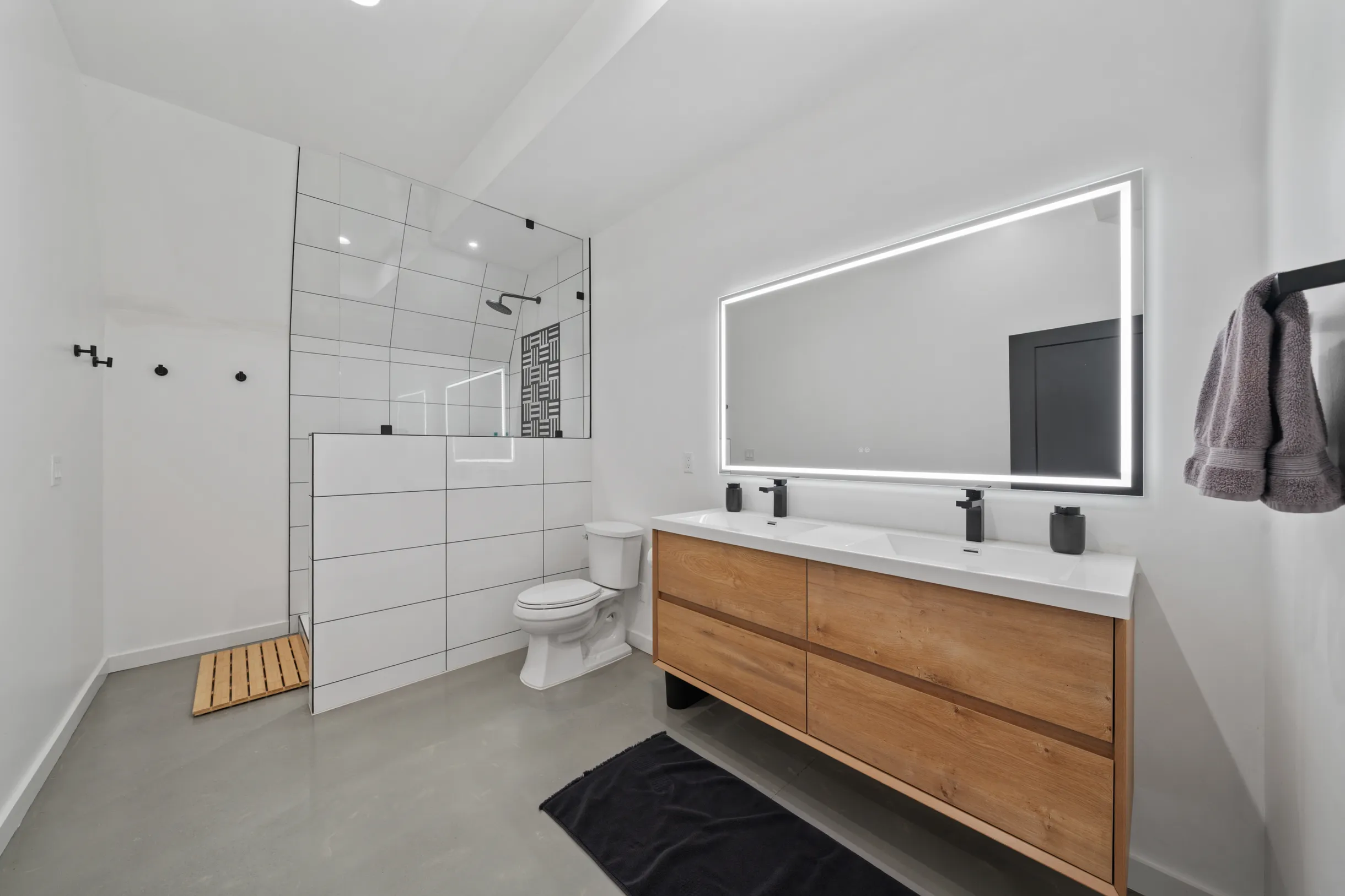 Wander Monroe Hollow #15