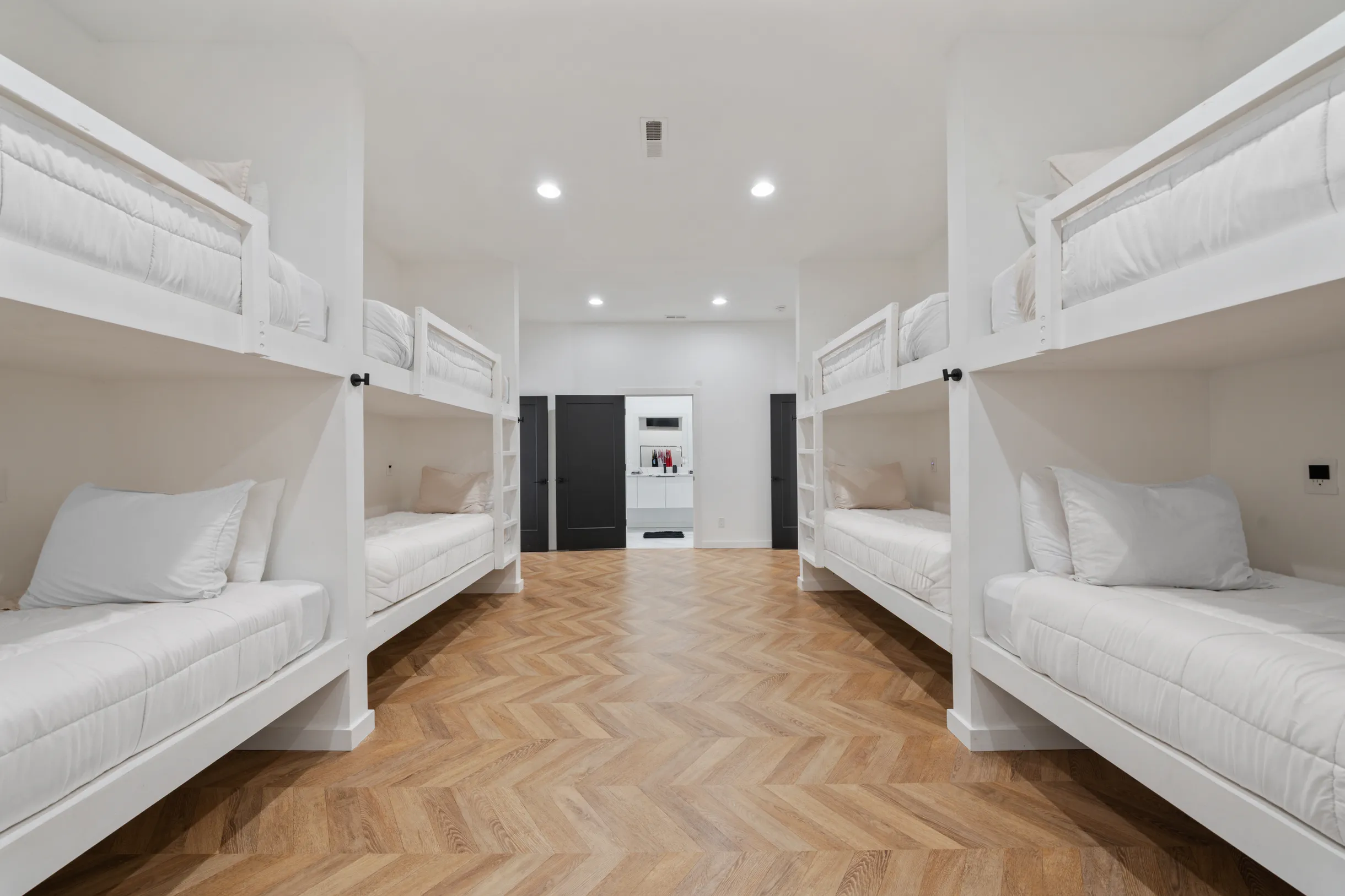 Wander Monroe Hollow #41