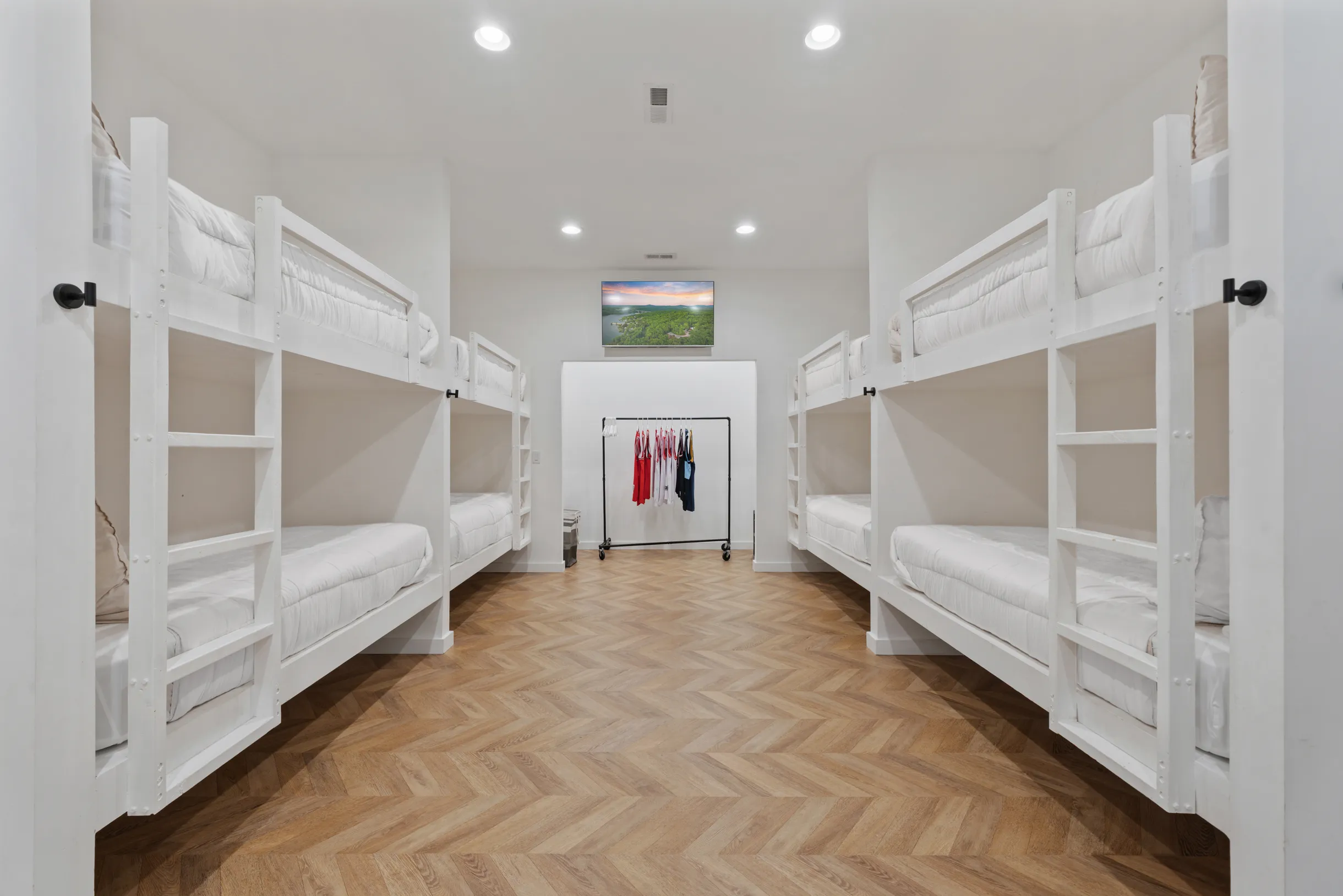 Wander Monroe Hollow #17