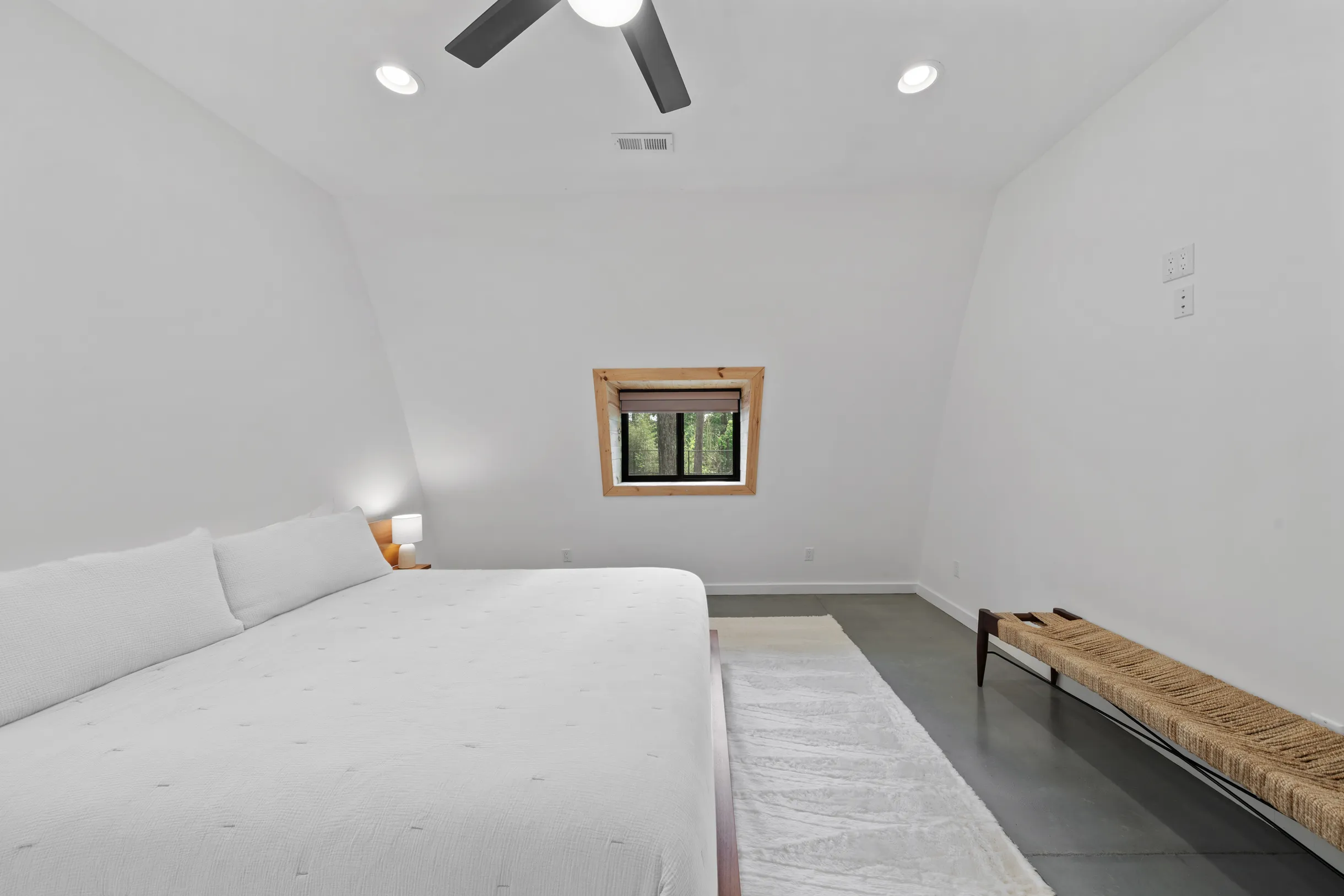 Wander Monroe Hollow #84