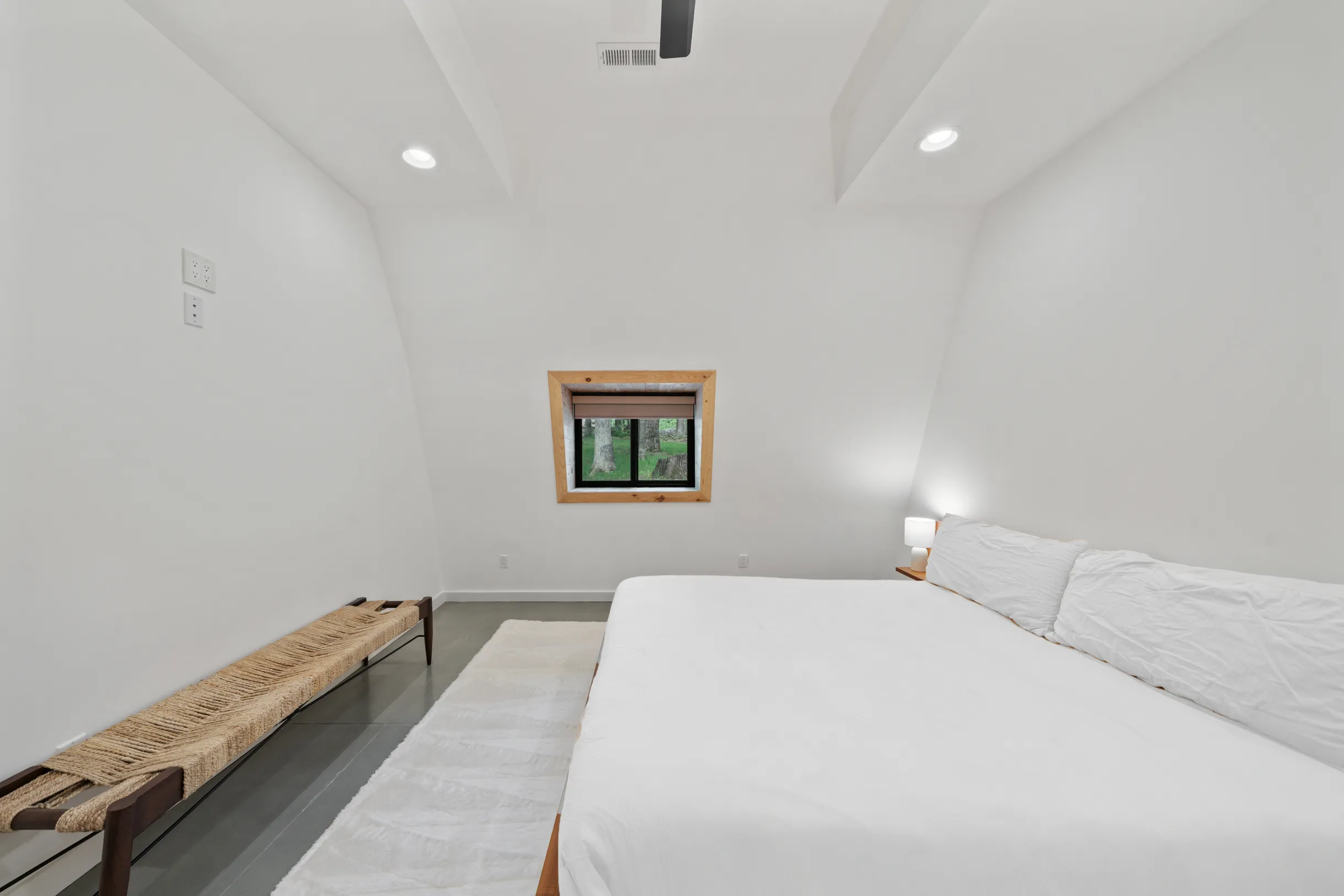 Wander Monroe Hollow #86