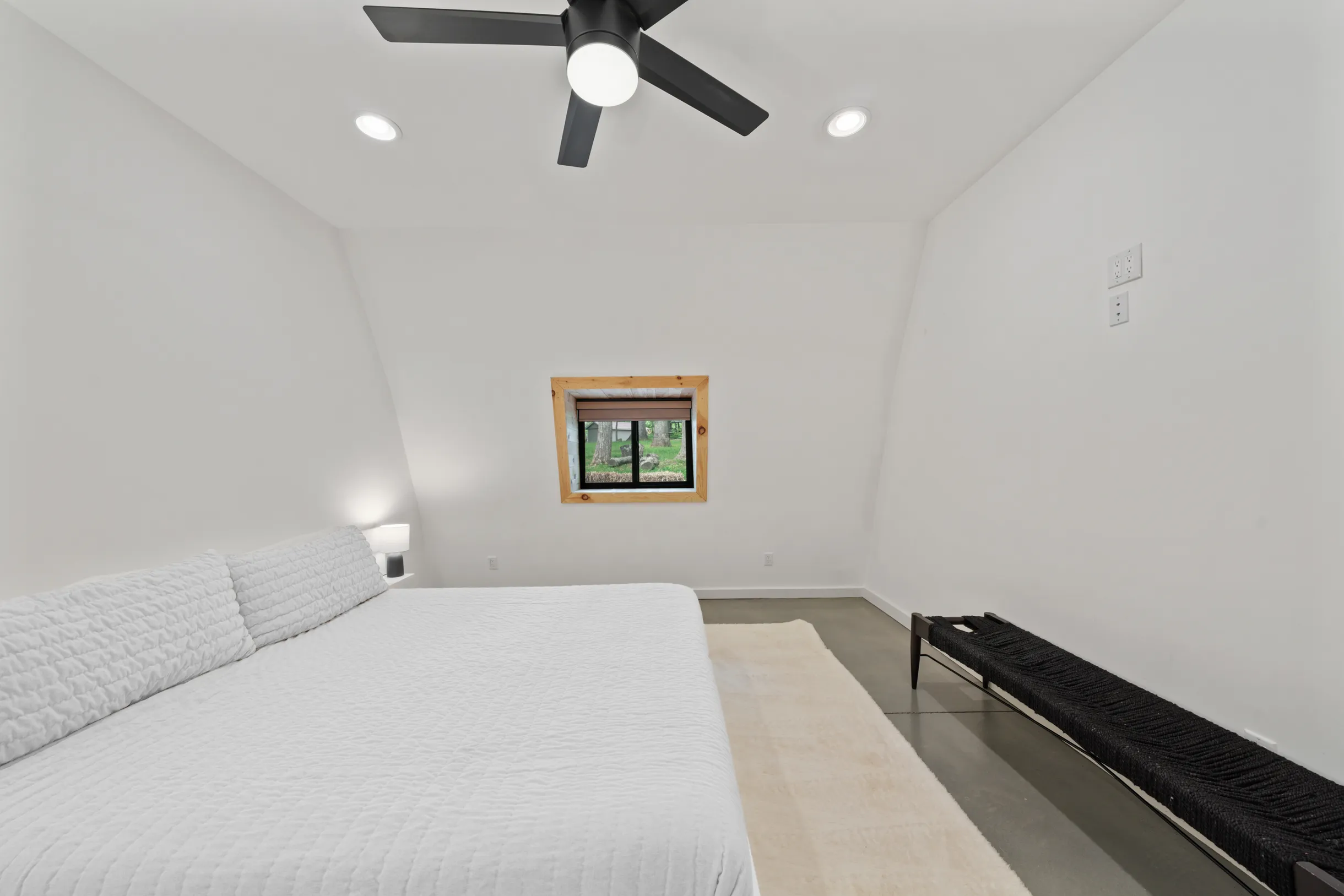 Wander Monroe Hollow #87