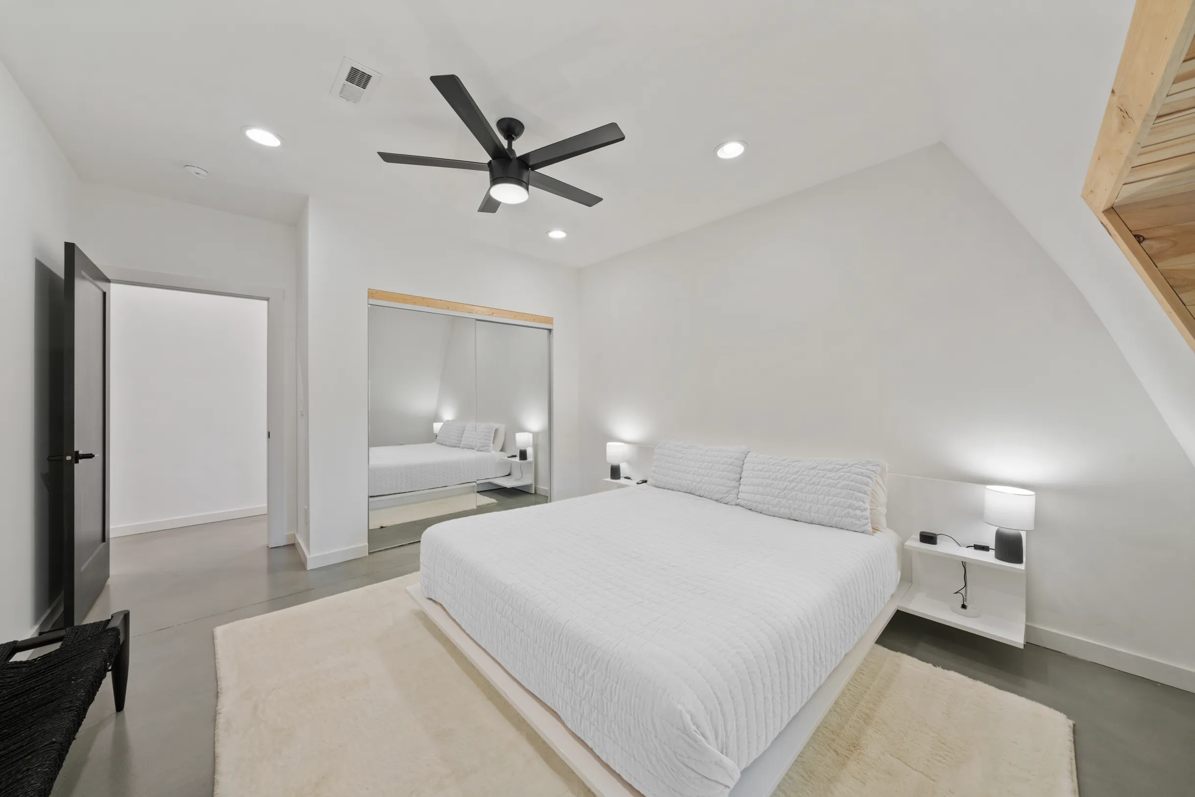 Wander Monroe Hollow #68