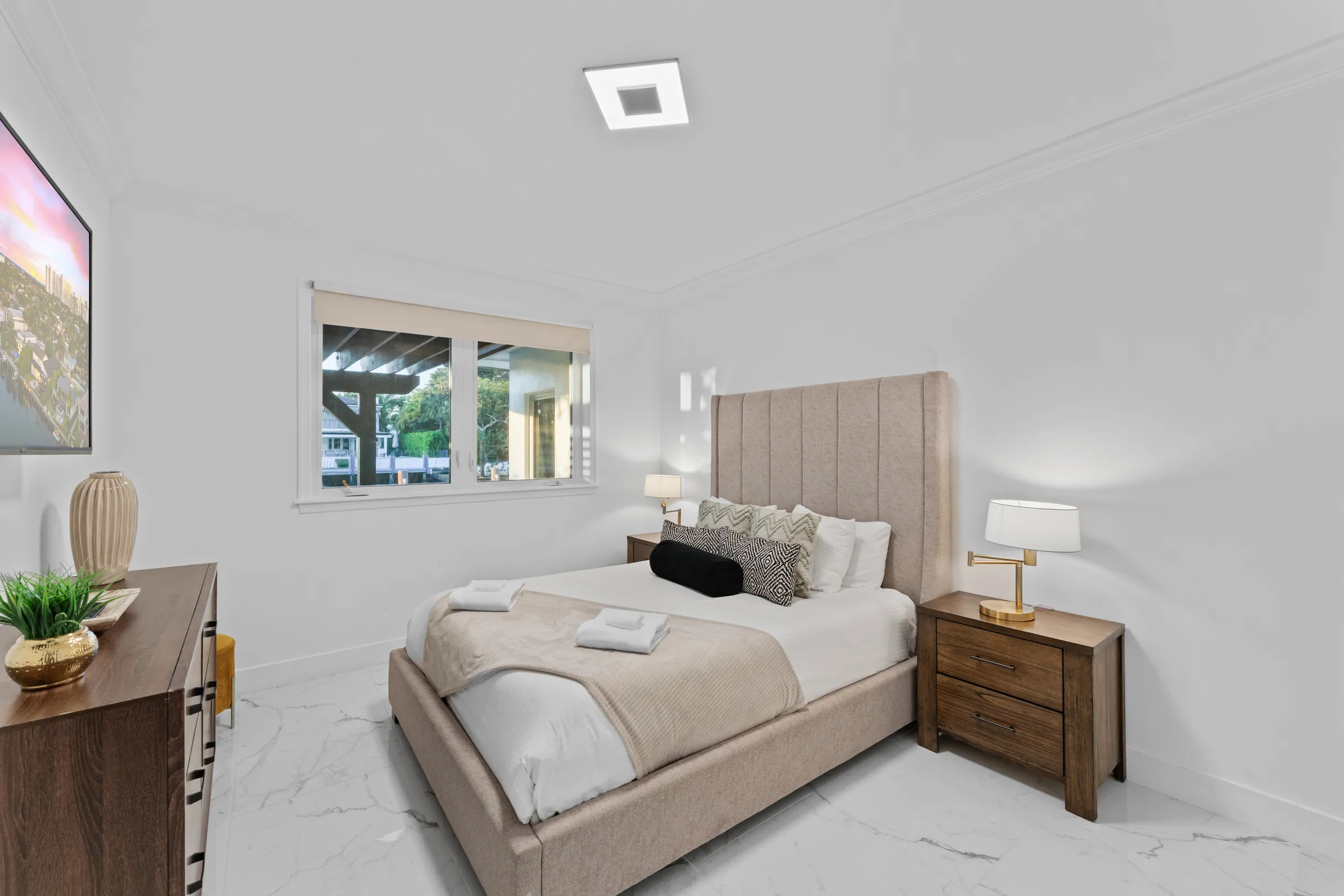 Wander Hallandale Waterfront #12