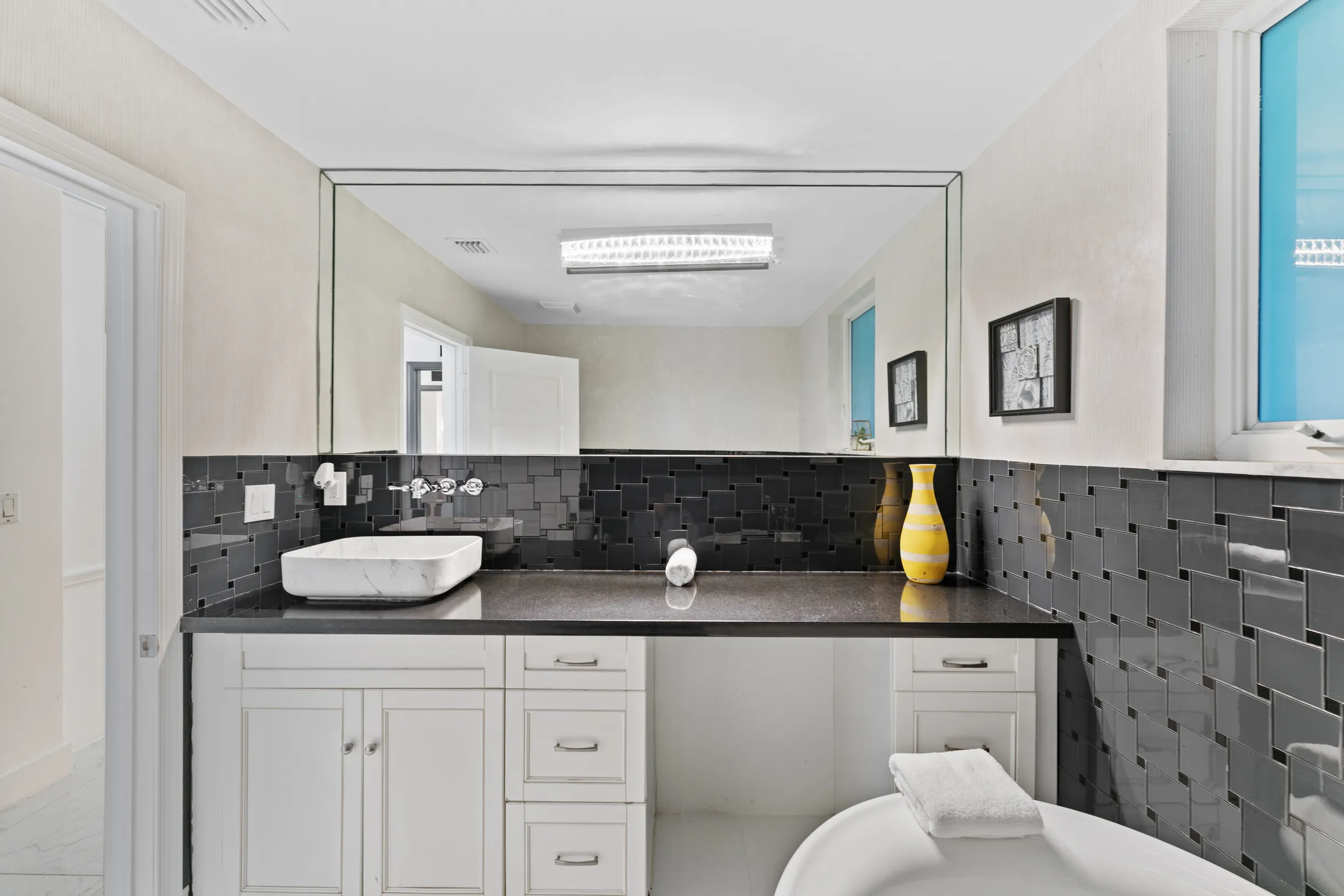 Wander Hallandale Waterfront #21