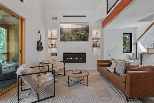 Wander Donner Summit