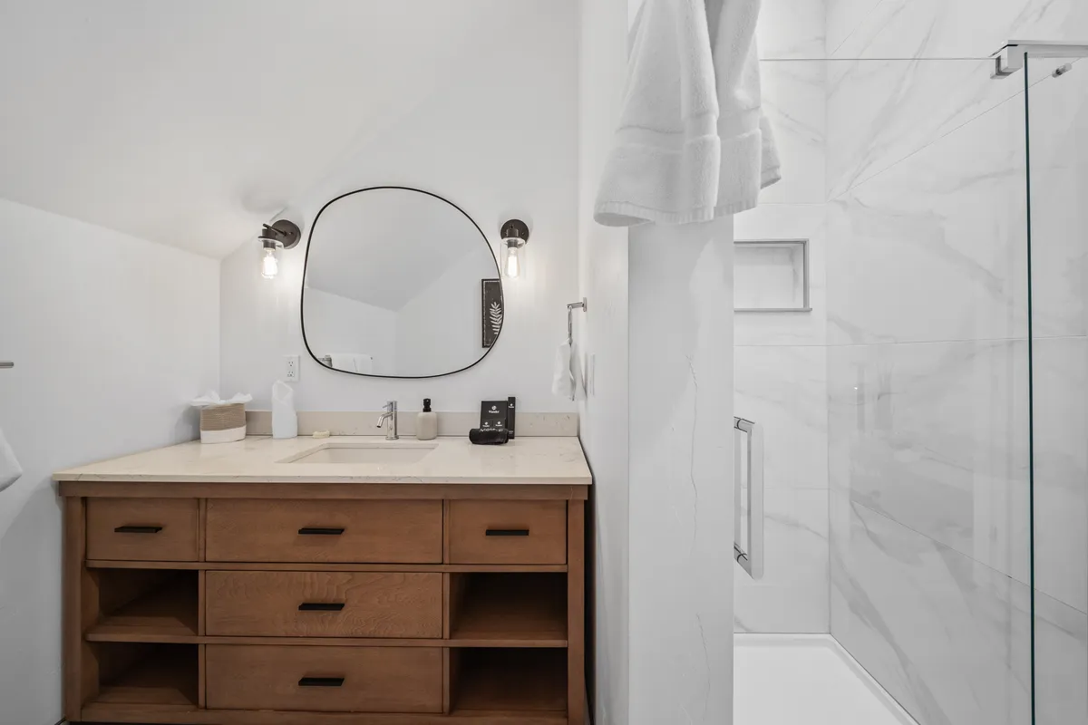 Wander Donner Summit