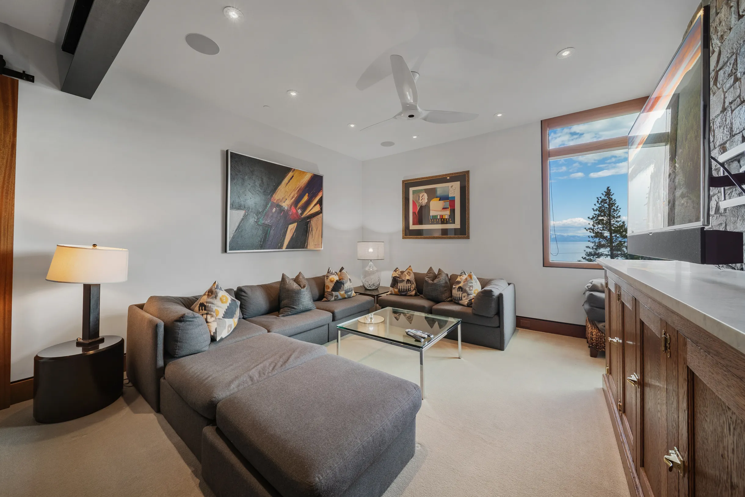 Wander Tahoe Oasis #93