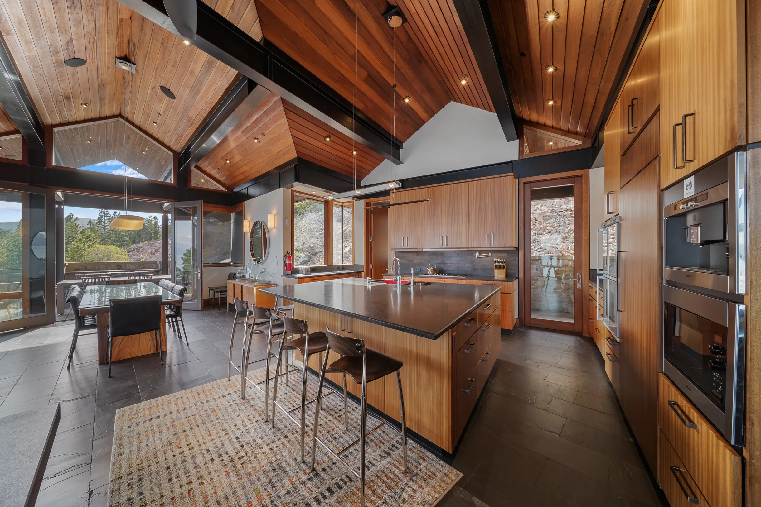 Wander Tahoe Oasis #32