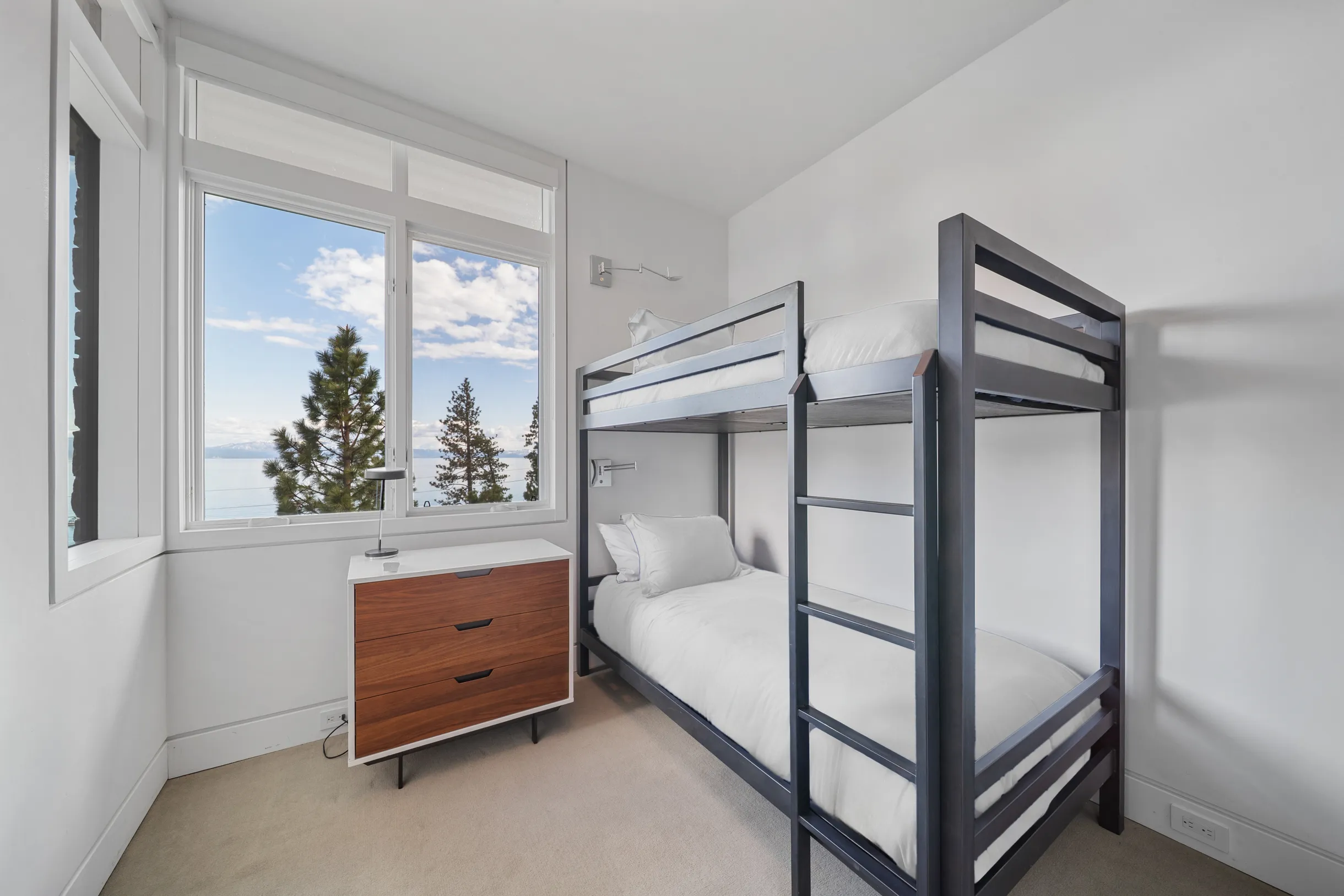 Wander Tahoe Oasis #21