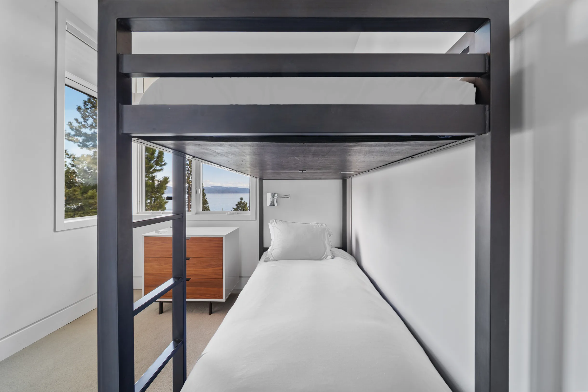 Wander Tahoe Oasis #84