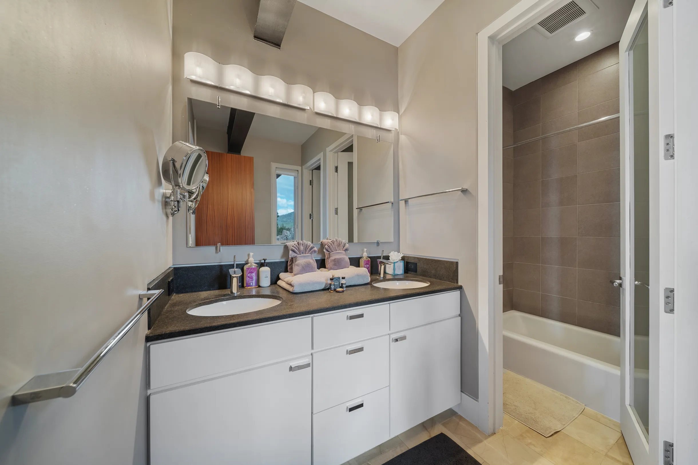 Wander Tahoe Oasis #46