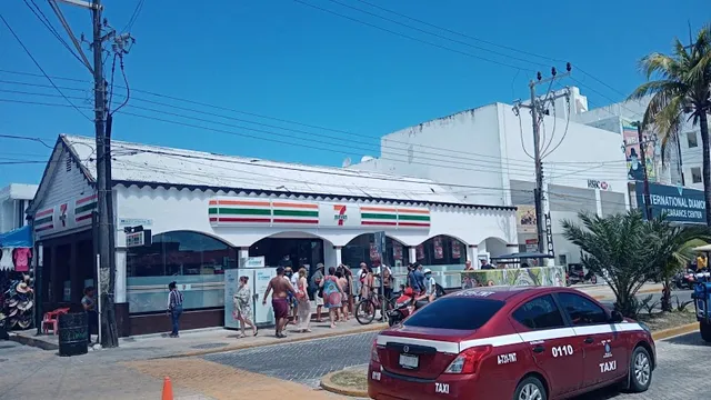 7-Eleven