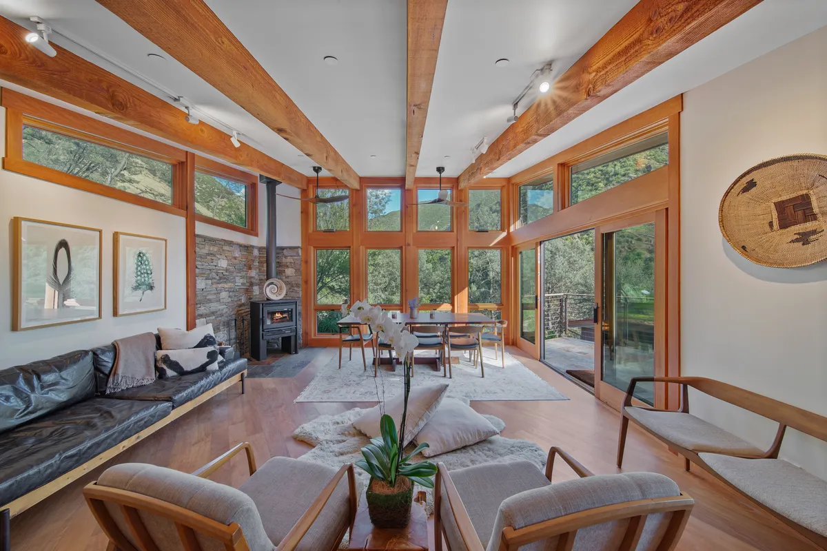 Wander Yosemite Valley