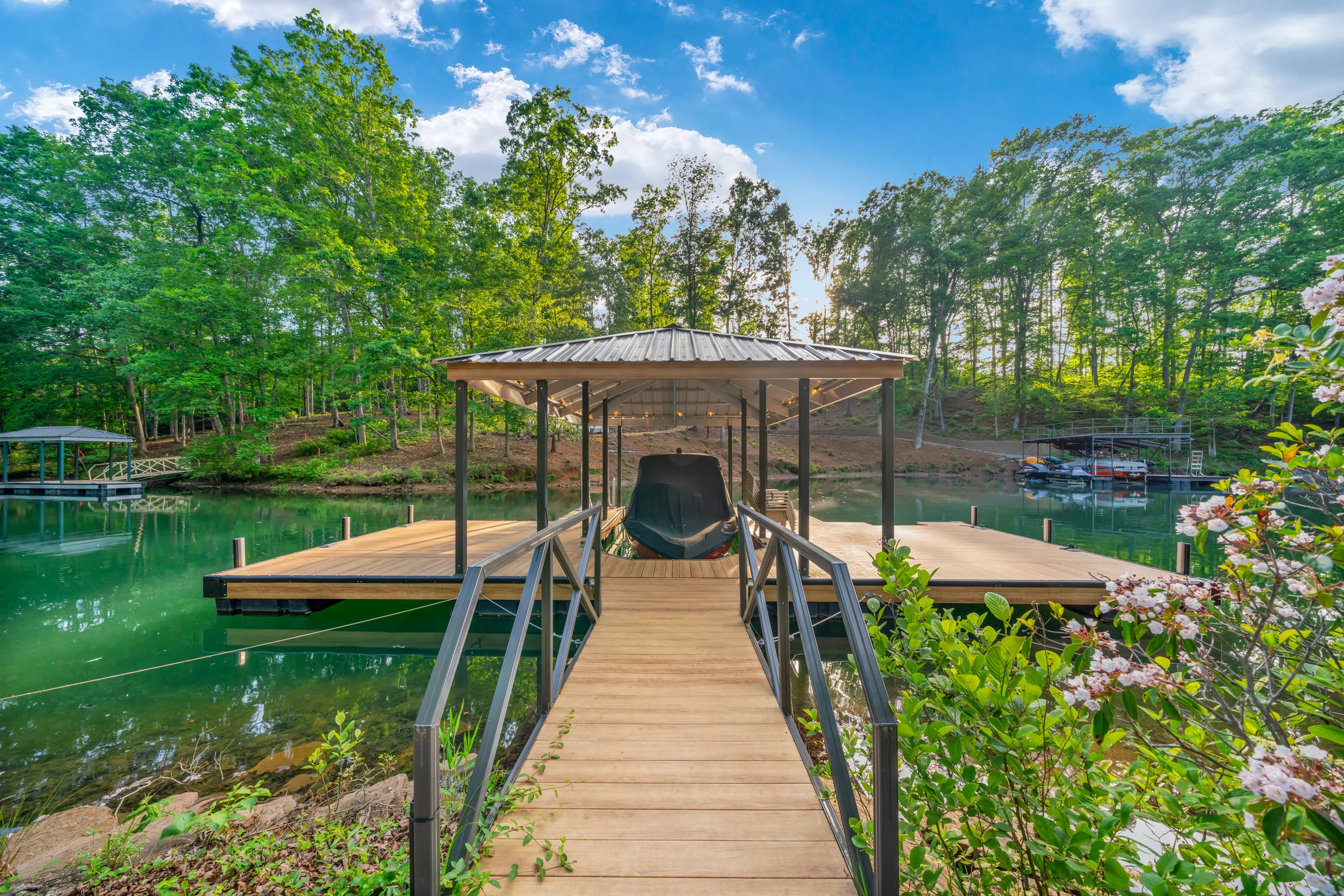 Wander Lake Keowee #76