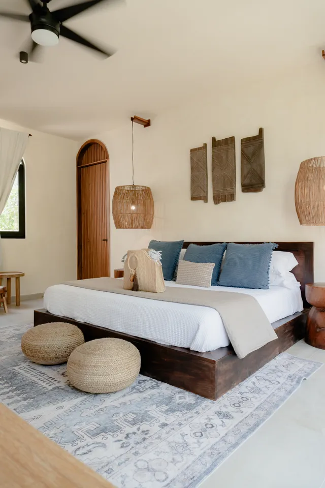 Bedroom 1 image 1