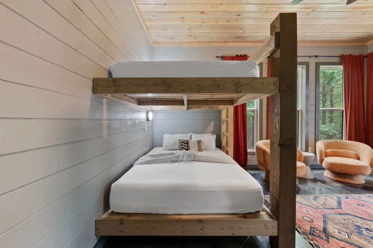 Bedroom 3 image