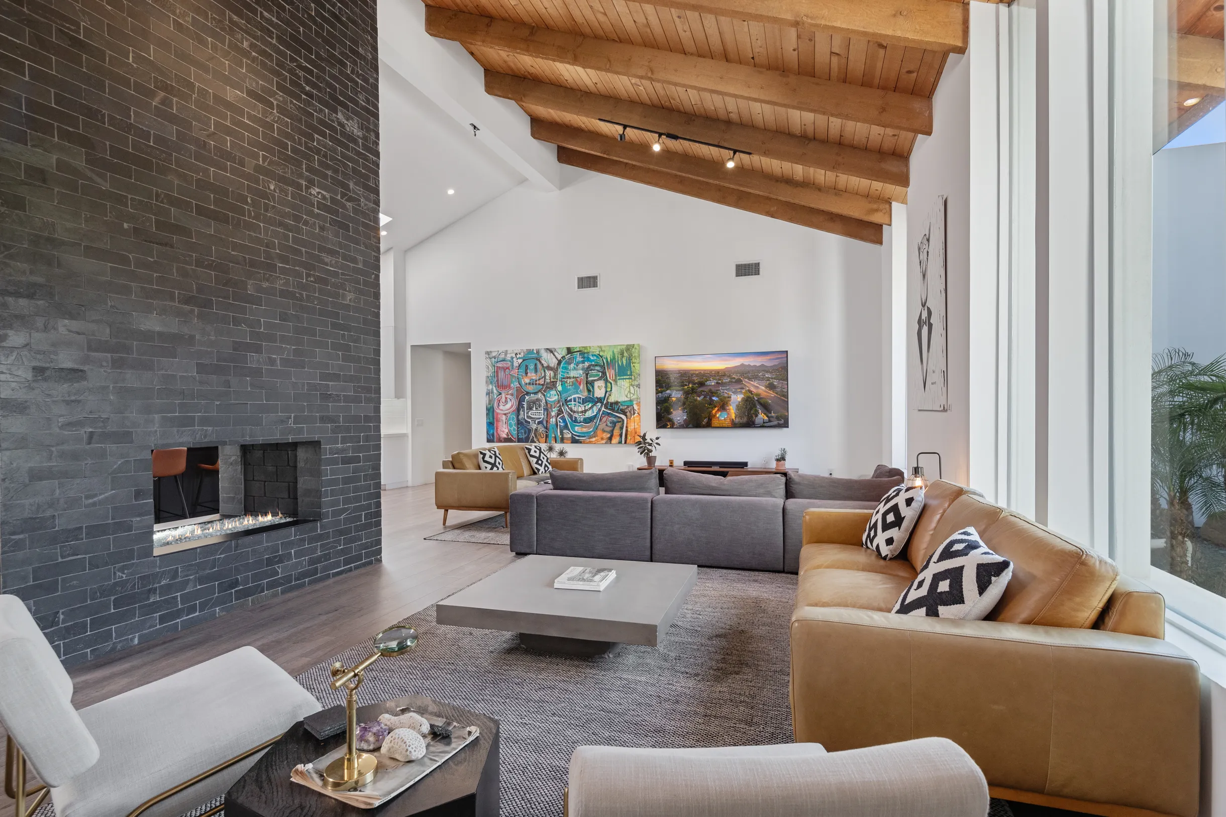 Manor on Camelback #116