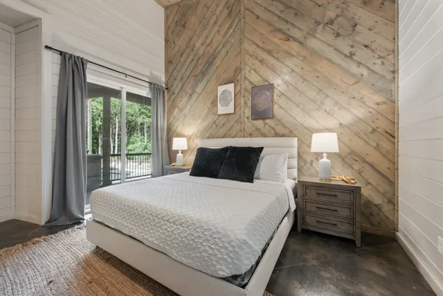 Wander Broken Bow Hickory