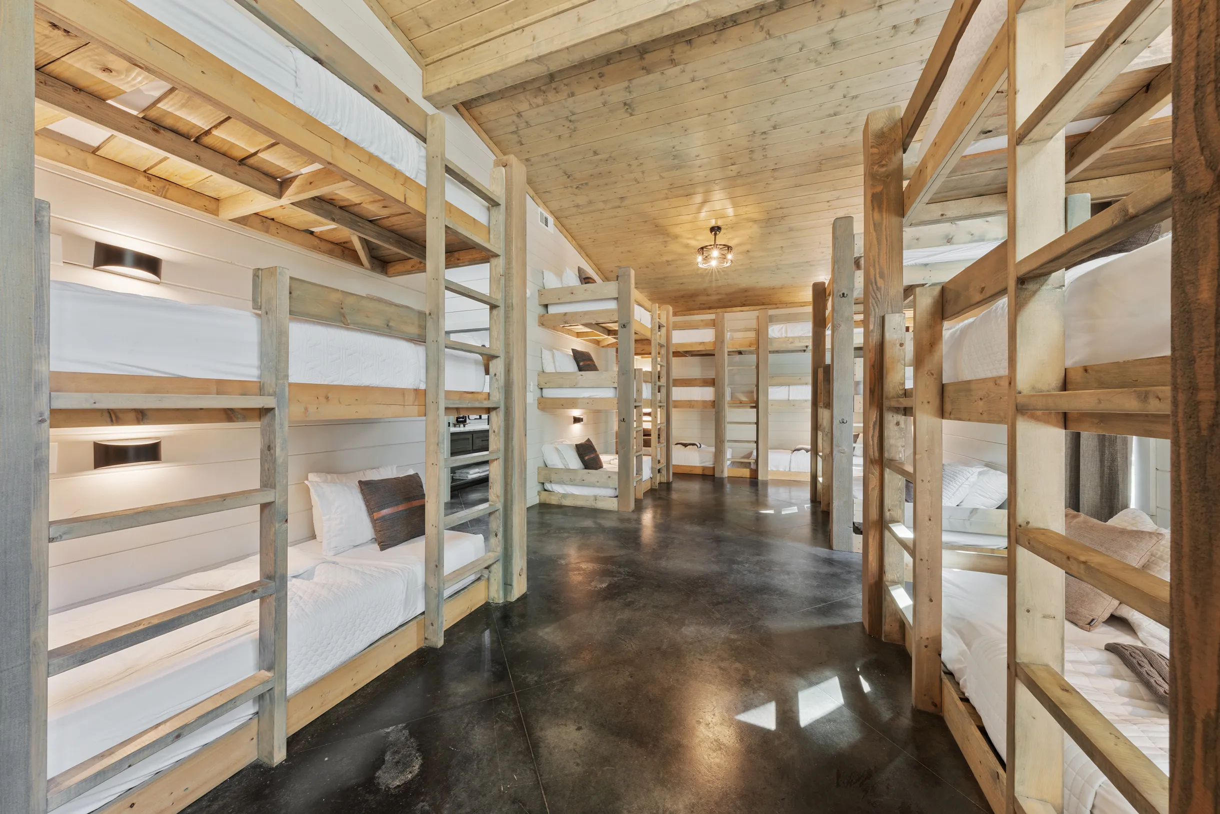 Wander Broken Bow Hickory #83