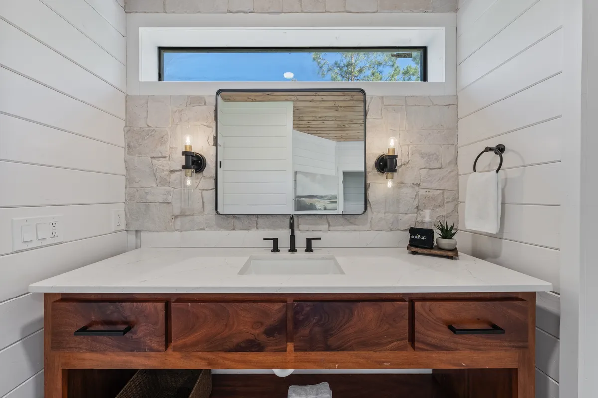 Wander Broken Bow Pines