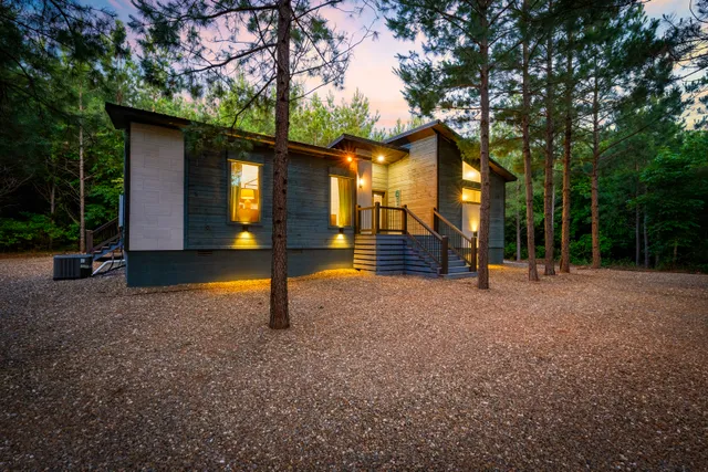 Wander Broken Bow Spruce