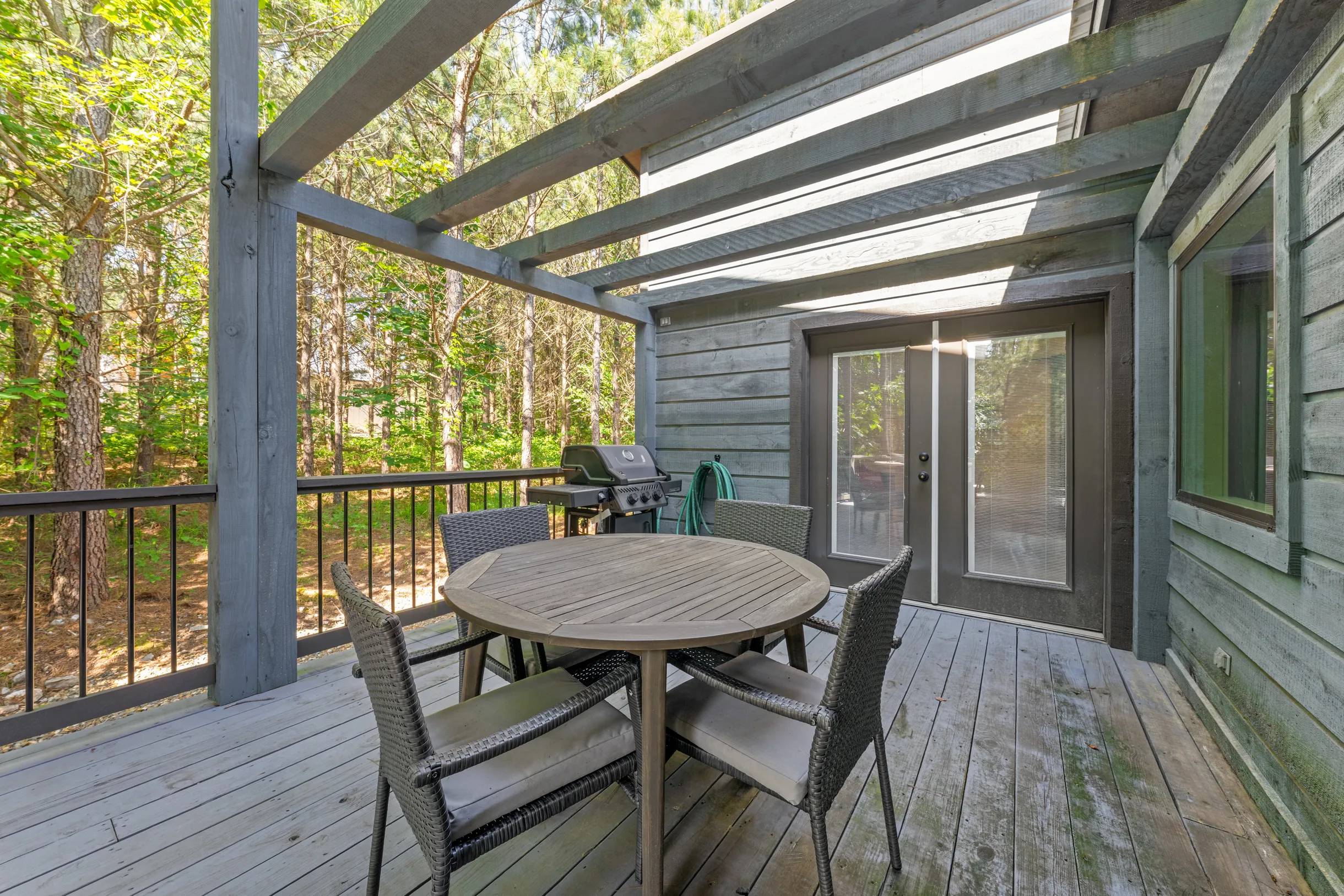 Wander Broken Bow Spruce #64