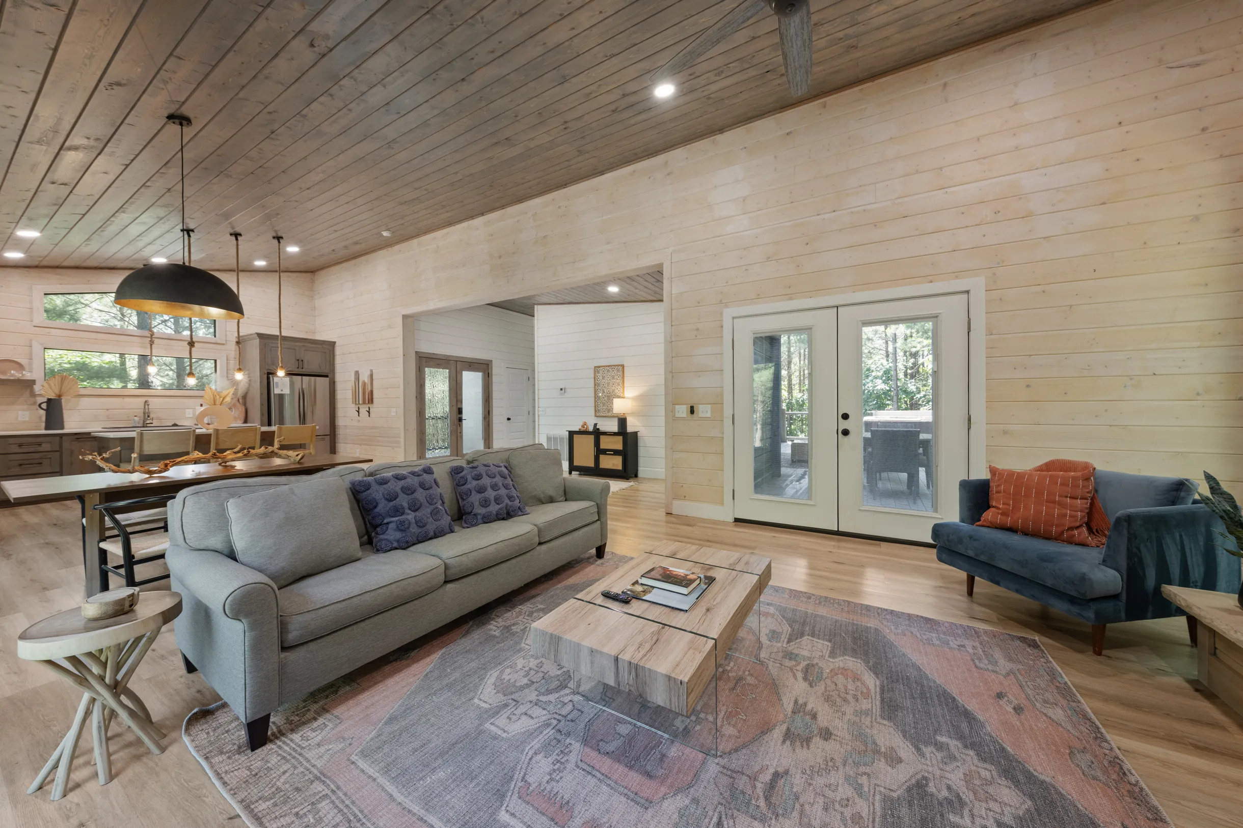 Wander Broken Bow Spruce #37