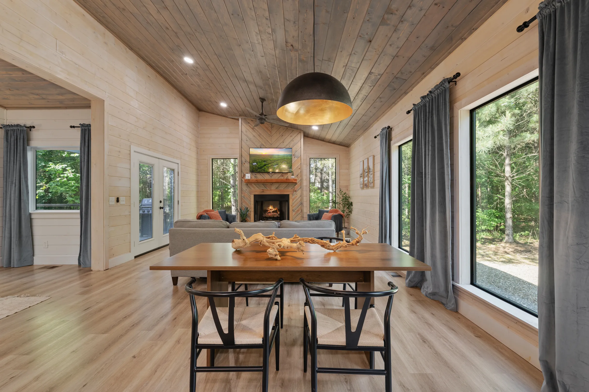 Wander Broken Bow Spruce #17