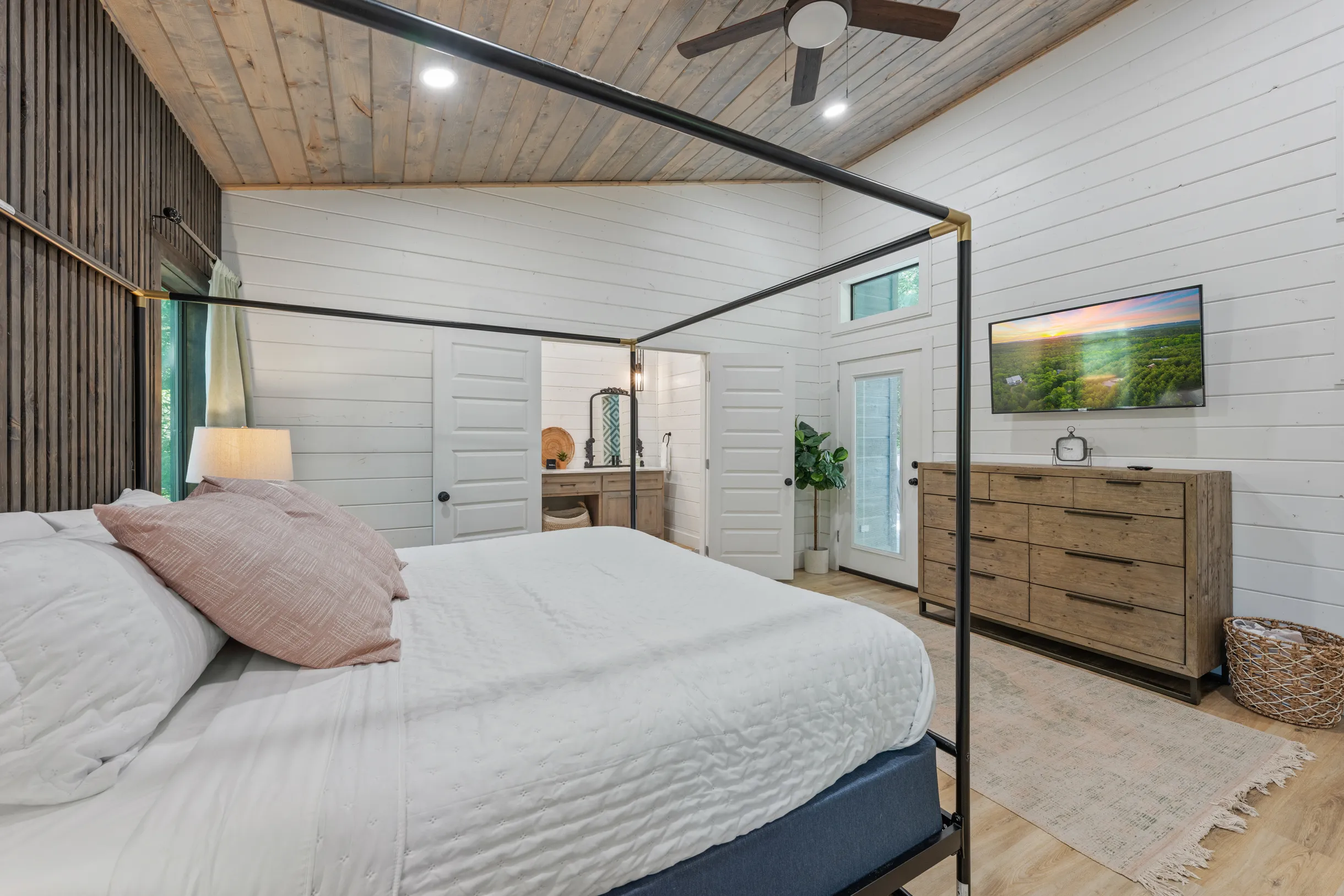 Wander Broken Bow Spruce #19