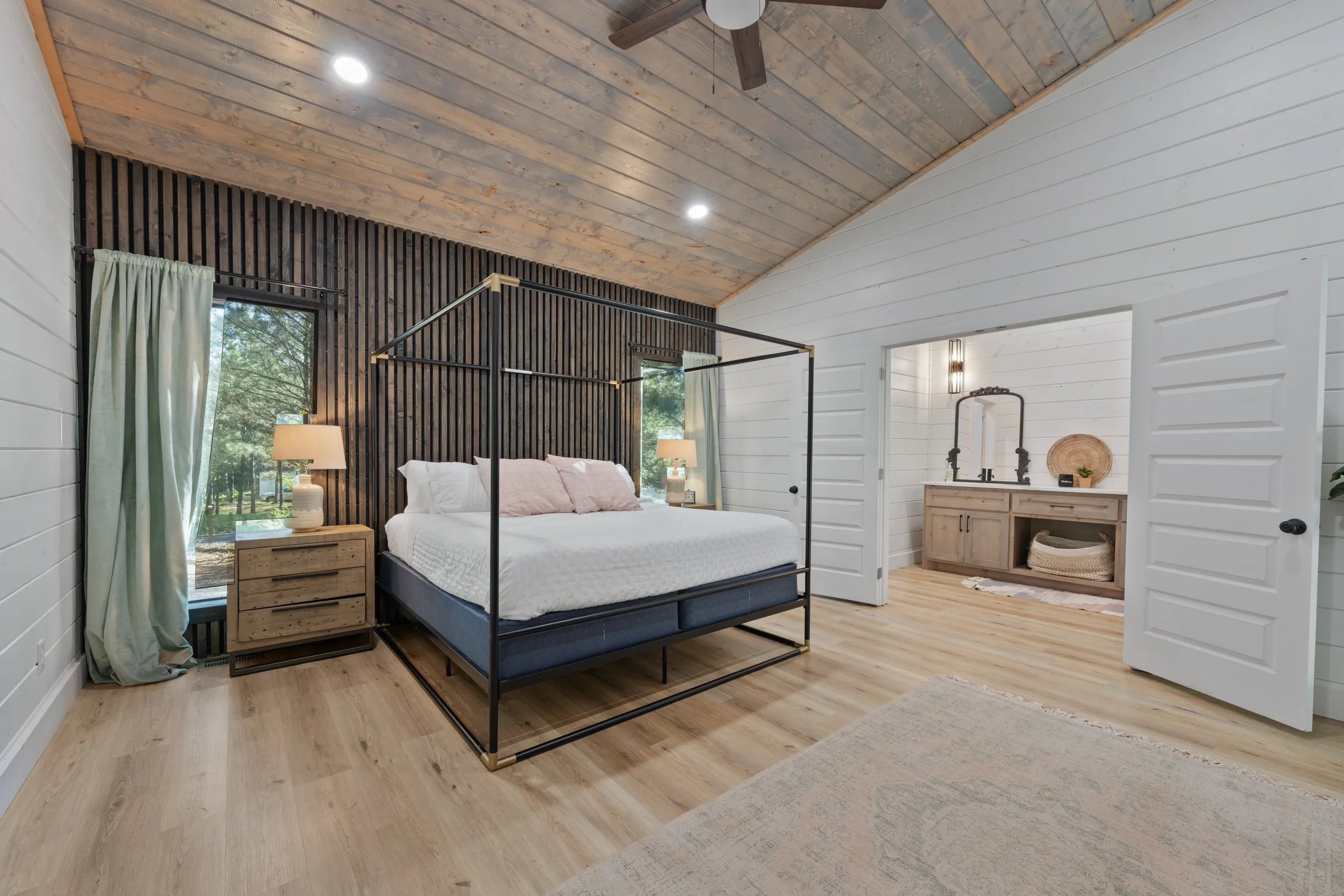 Wander Broken Bow Spruce #40