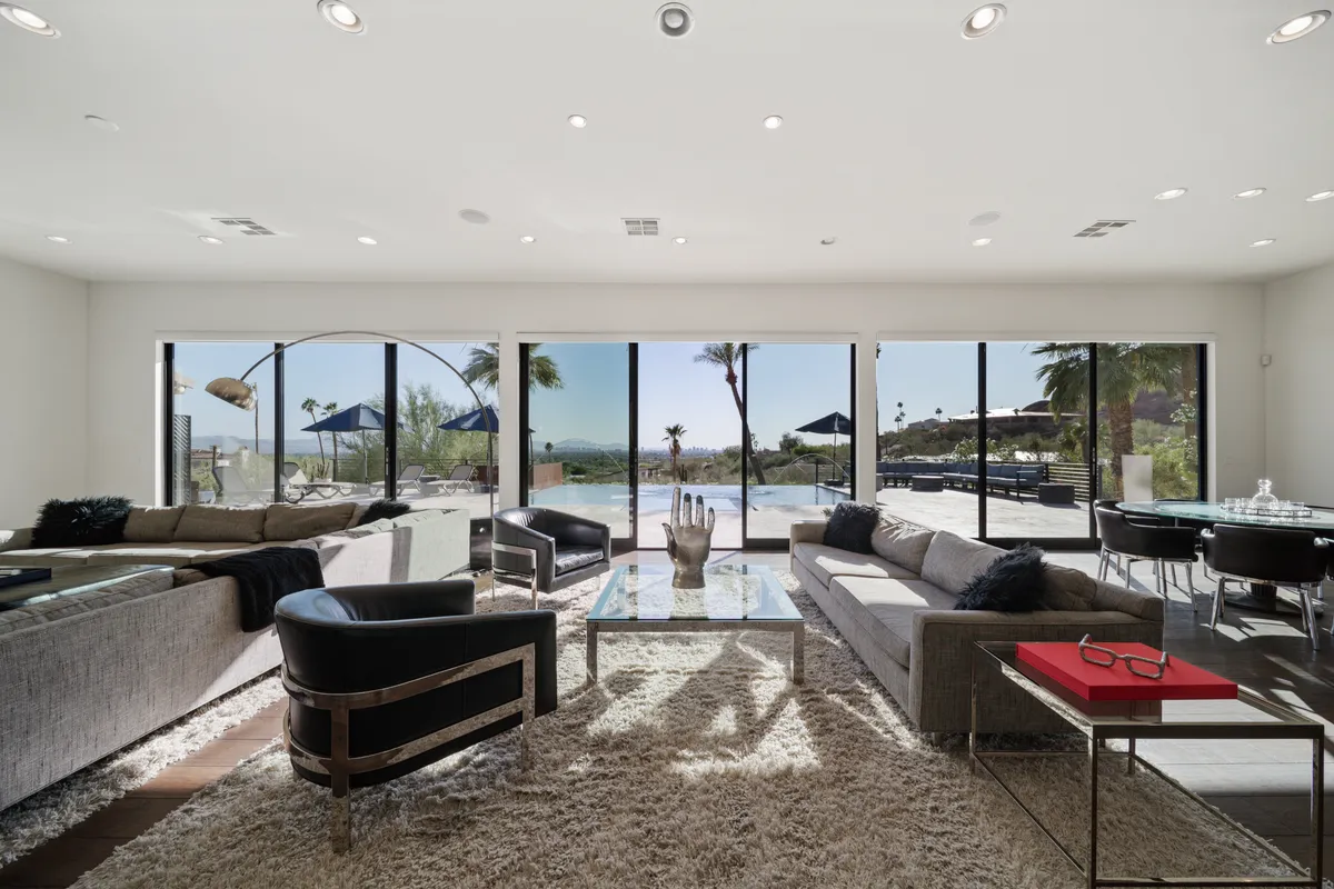 Wander Phoenix Blaze