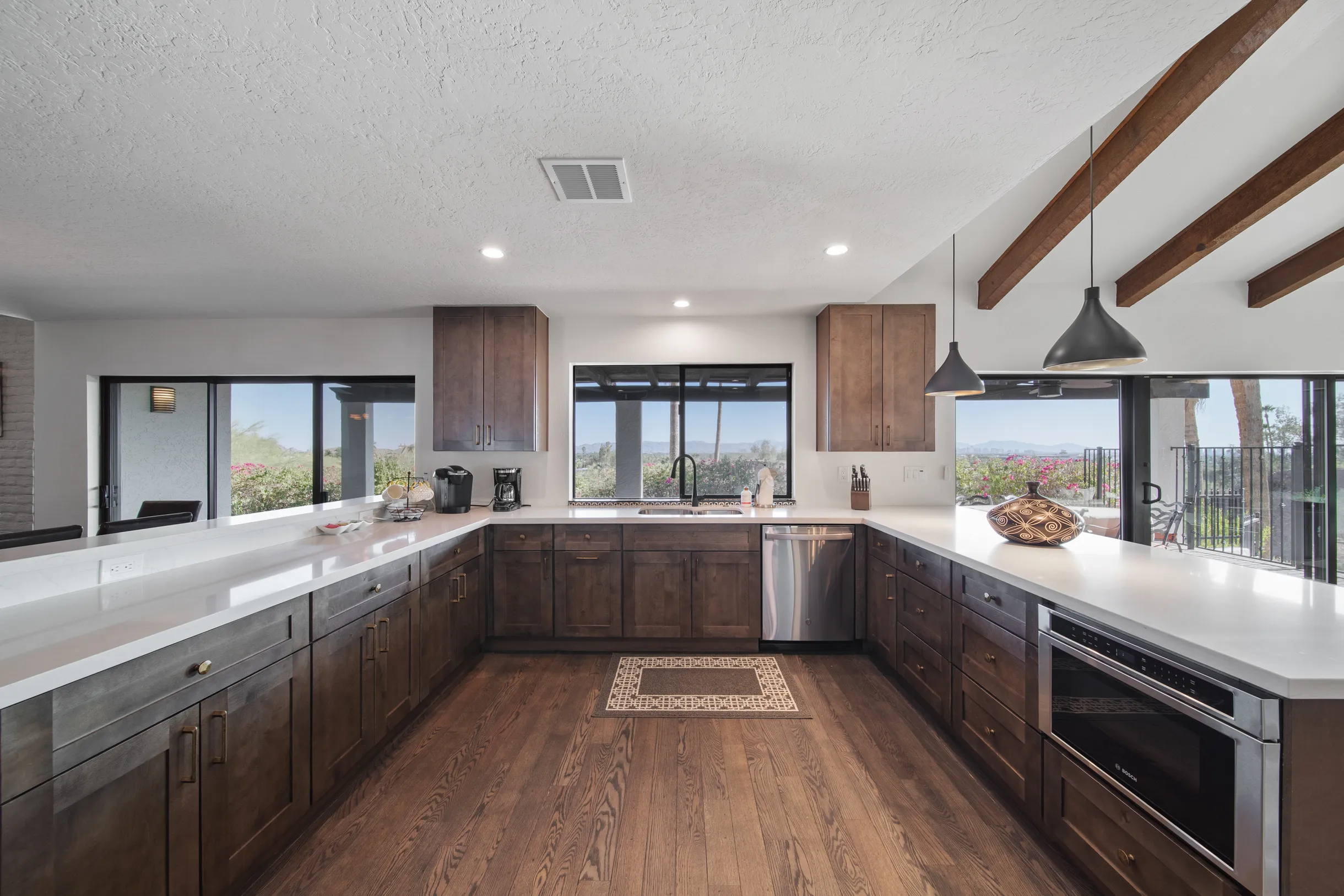 Wander Phoenix Glow #83