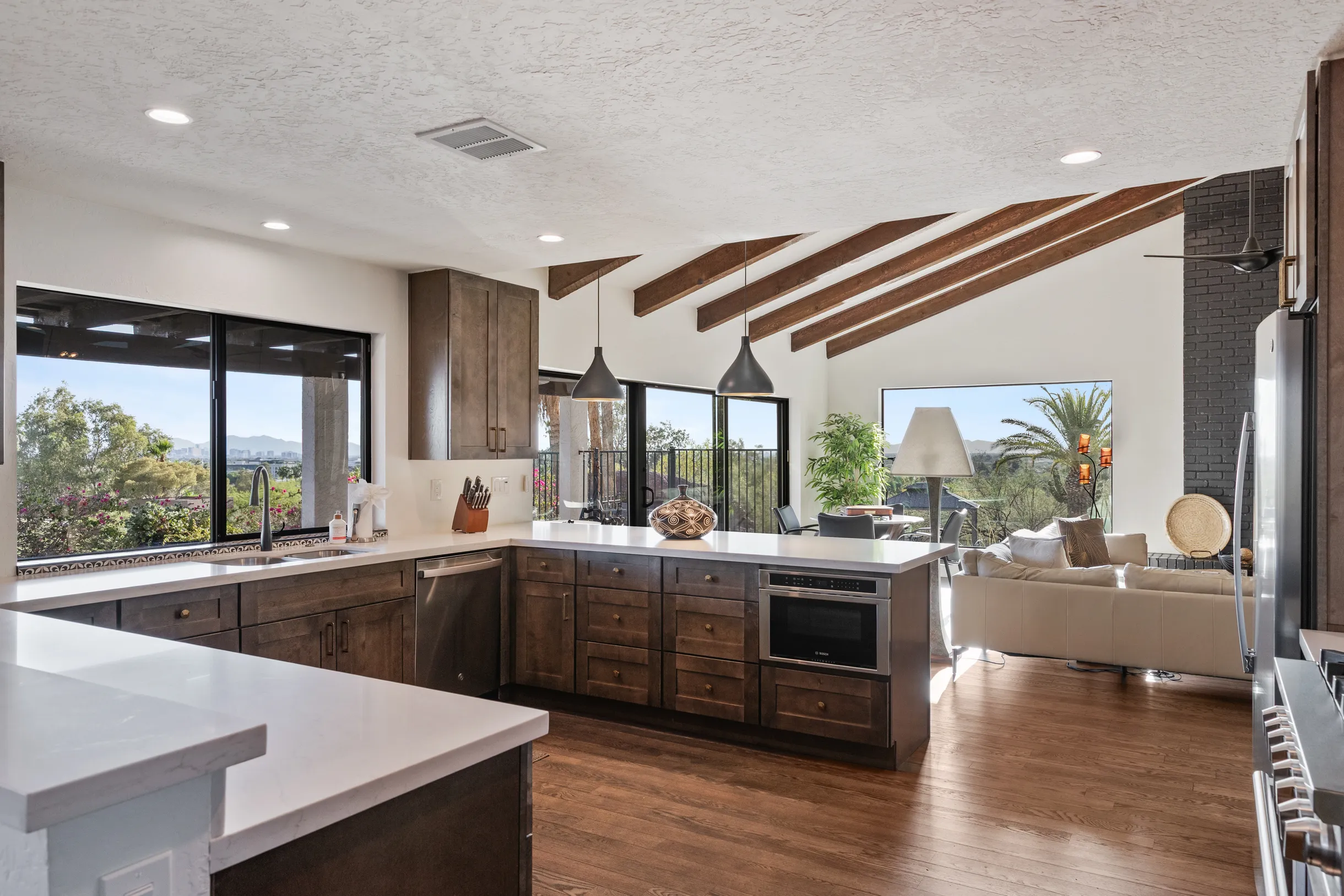 Wander Phoenix Glow #94