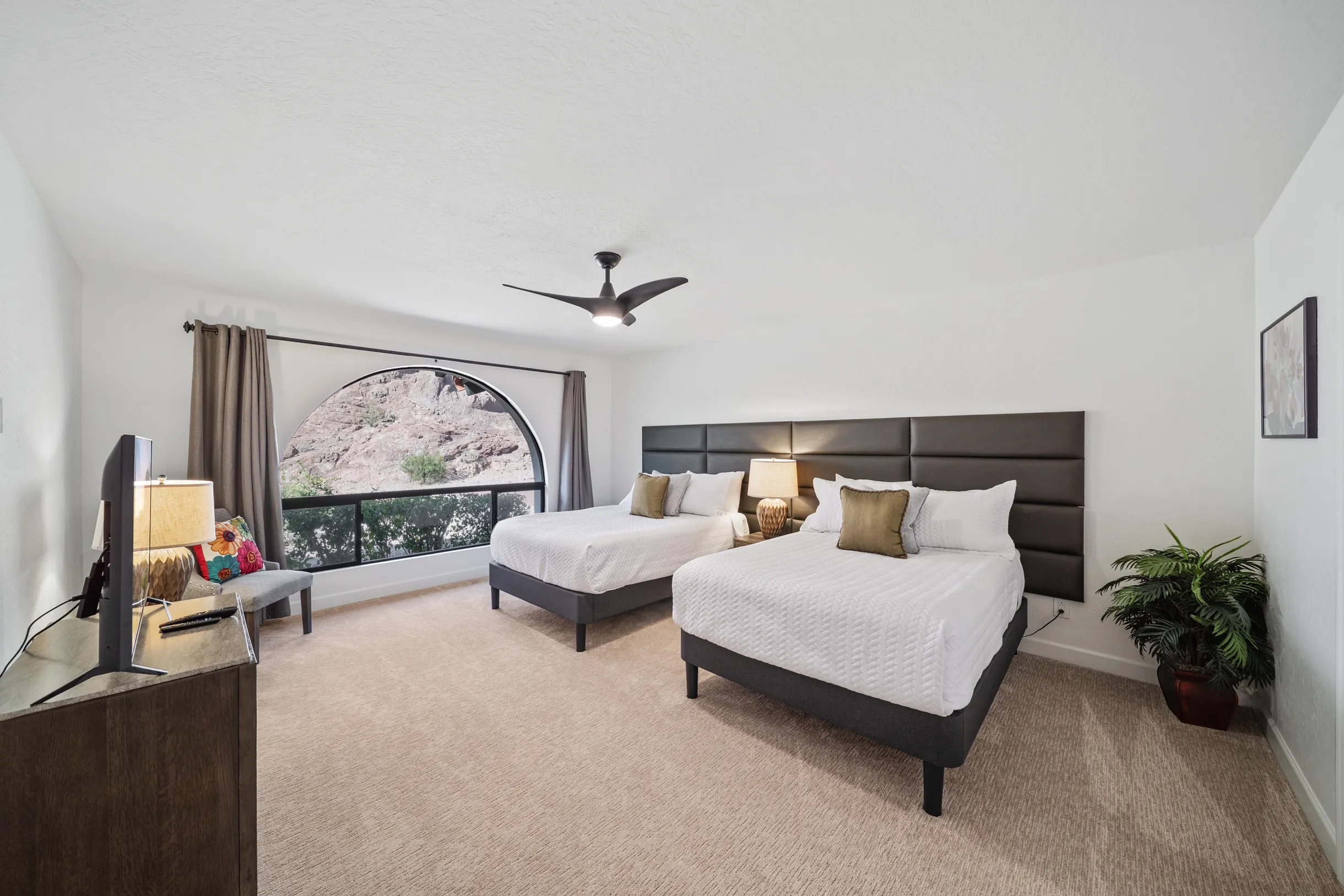 Wander Phoenix Glow #33