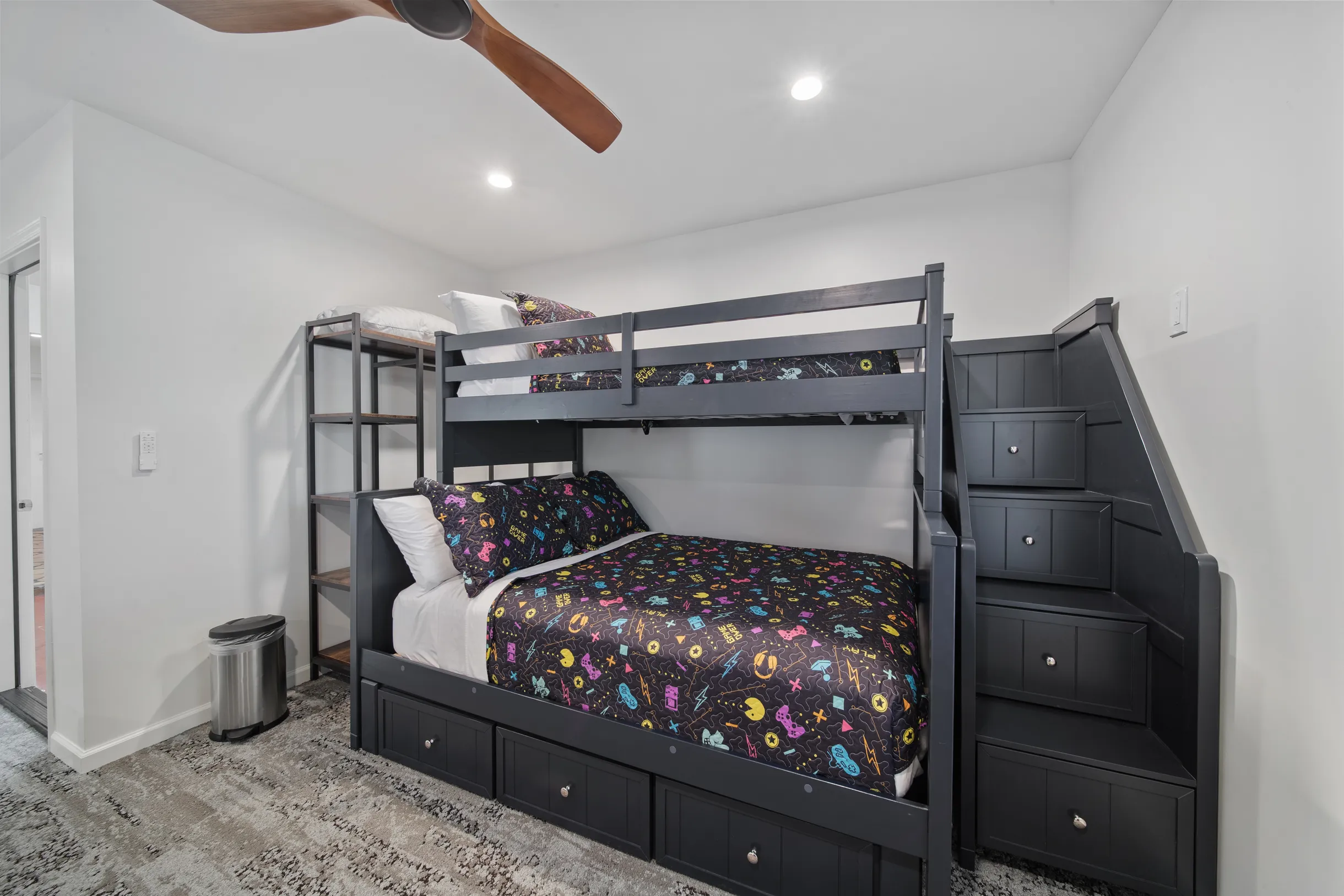 Wander Phoenix Glow #34