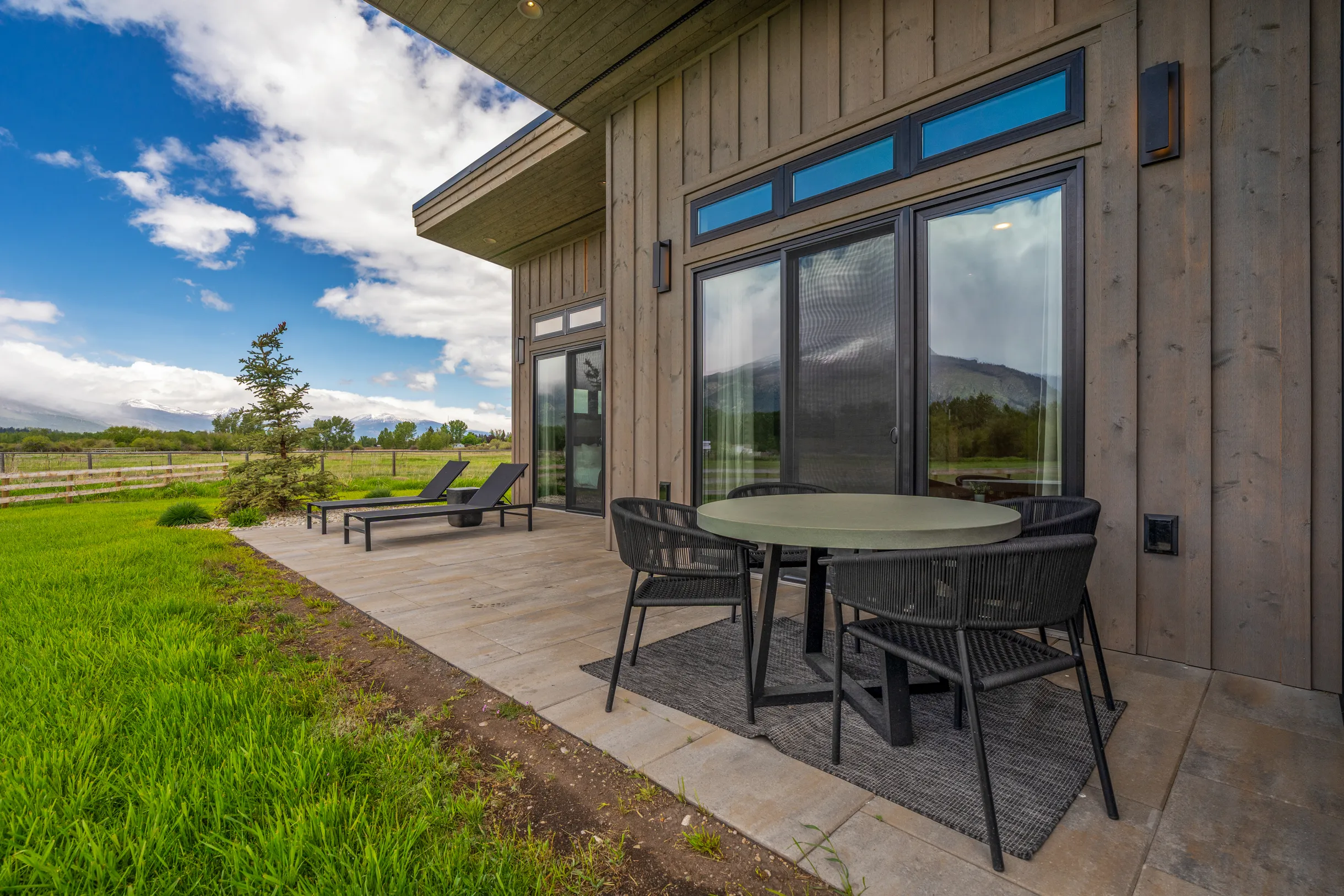 Wander Hamilton Park #12