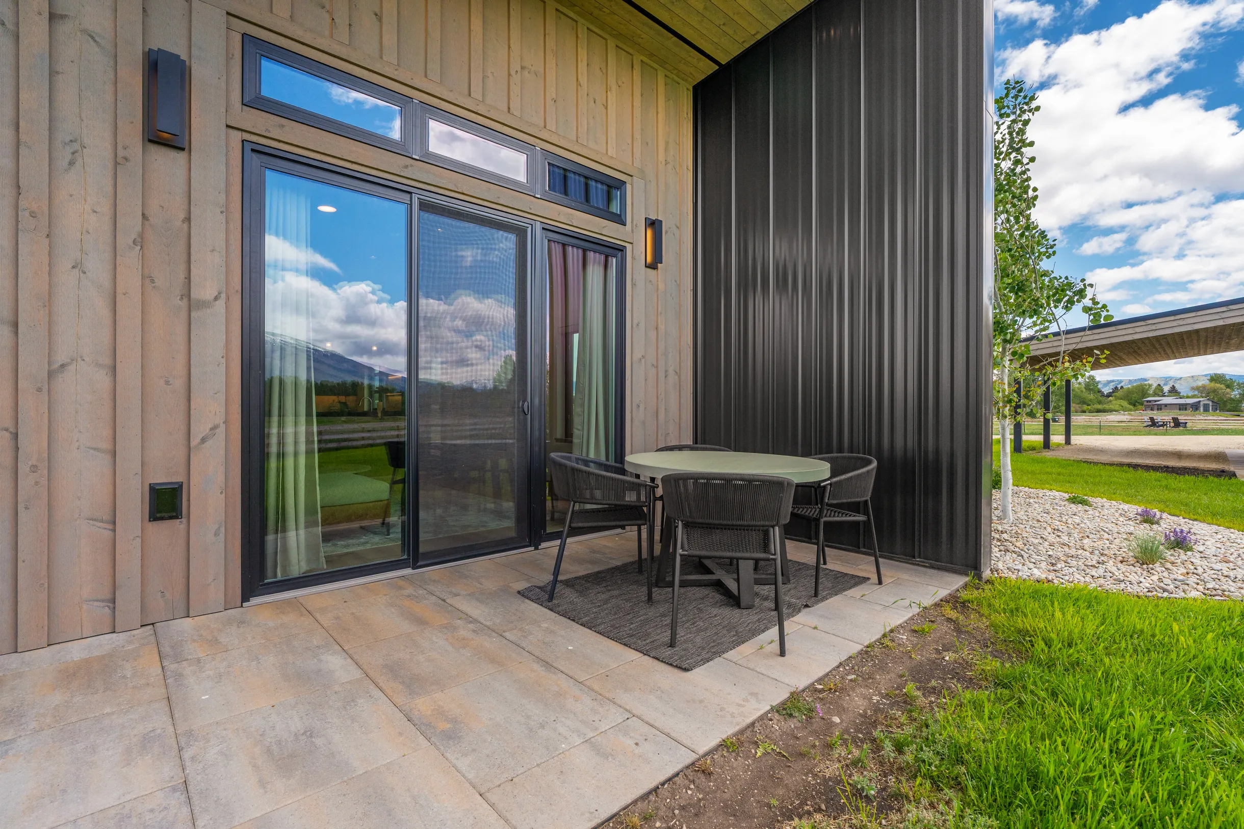 Wander Hamilton Park #24