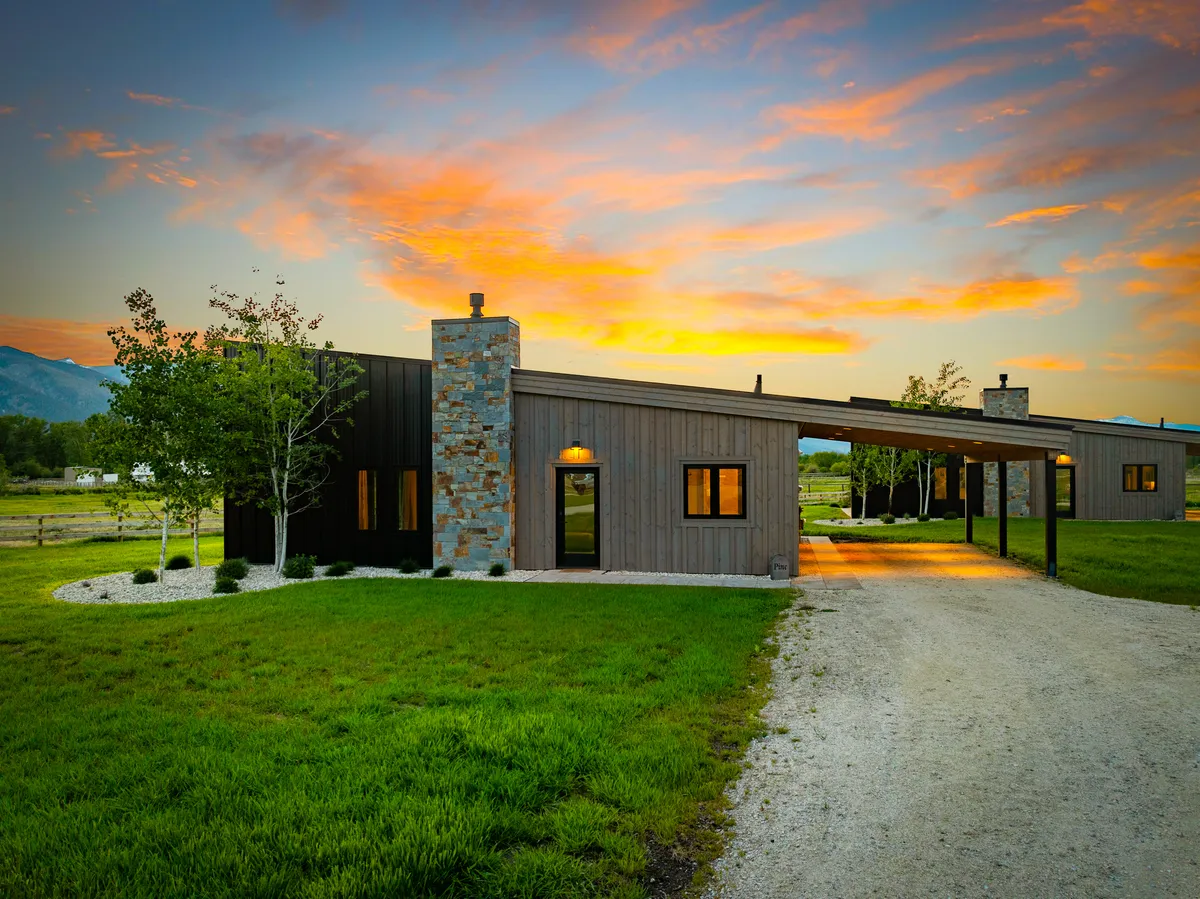 Wander Hamilton Valley