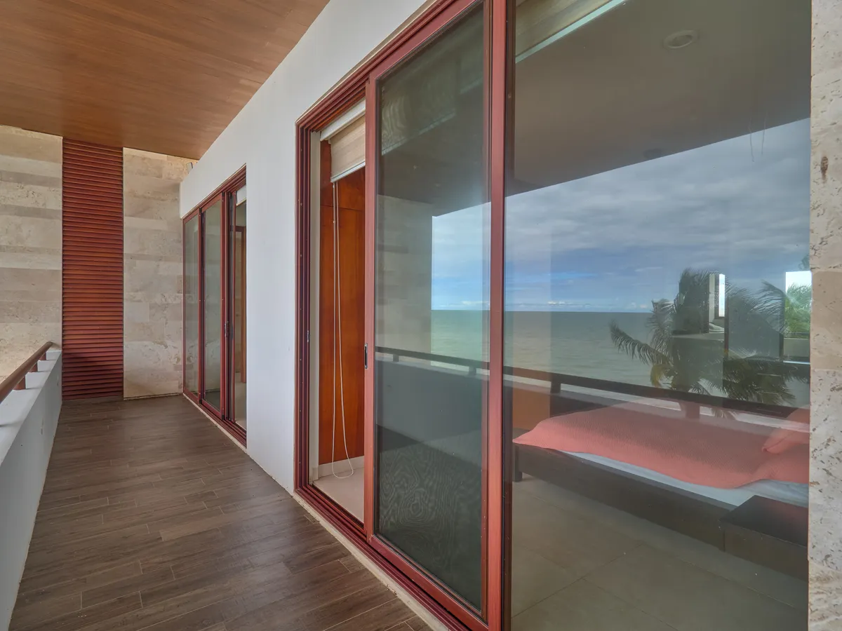 Wander Merida Shores