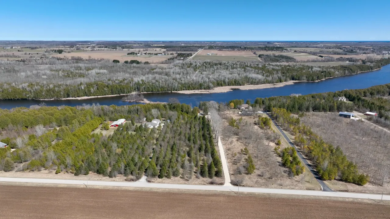 Wander Forestville Pines tour video