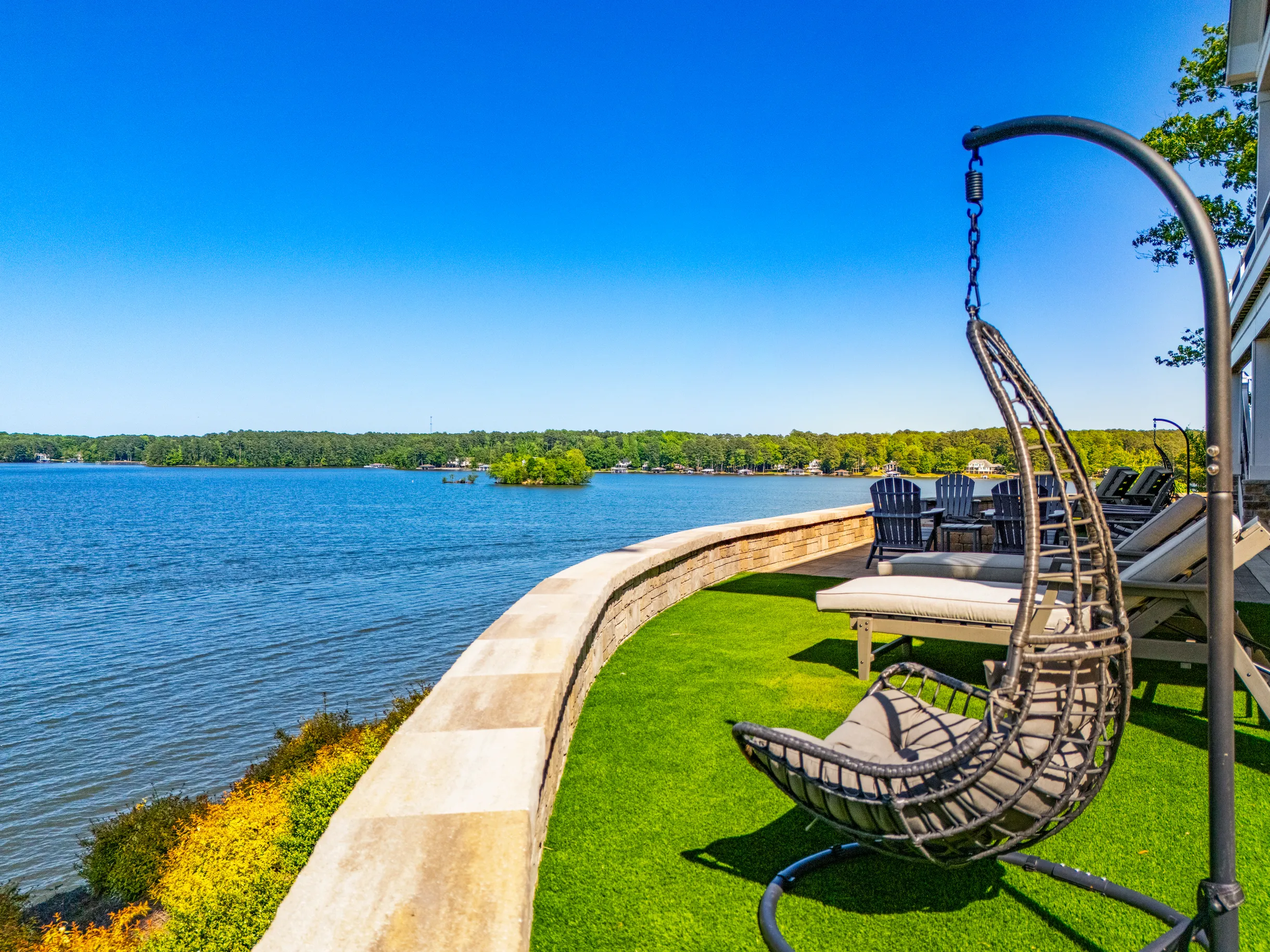 Wander Gaston Shores #133