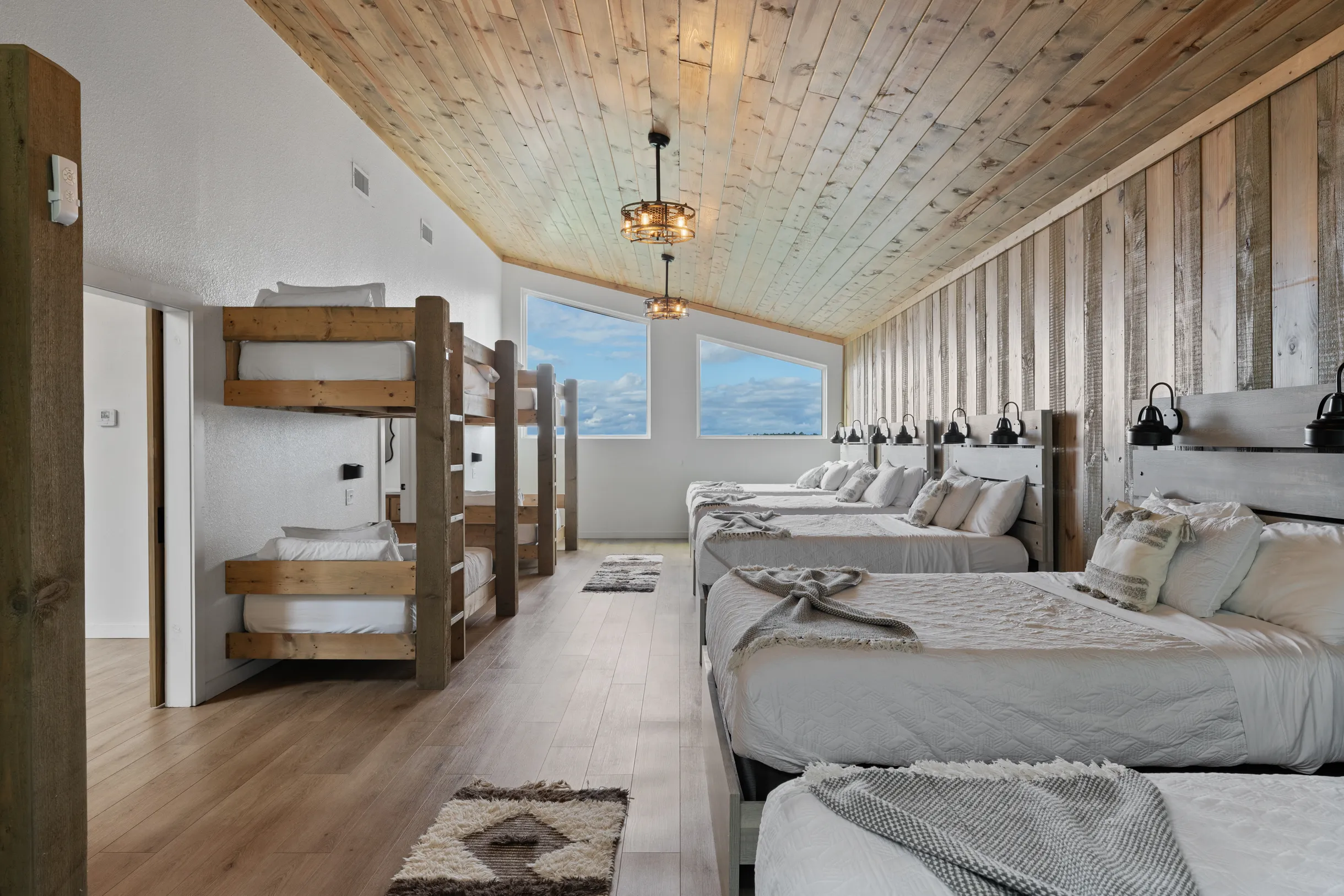 Wander Broken Bow Timberline #102