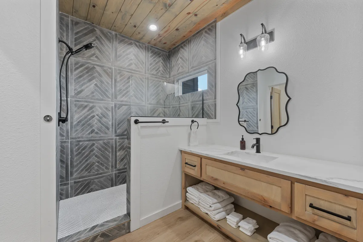 Wander Broken Bow Timberline