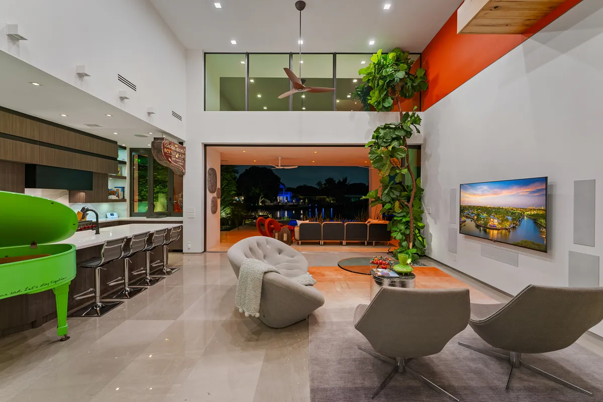 Wander Wilton Manors