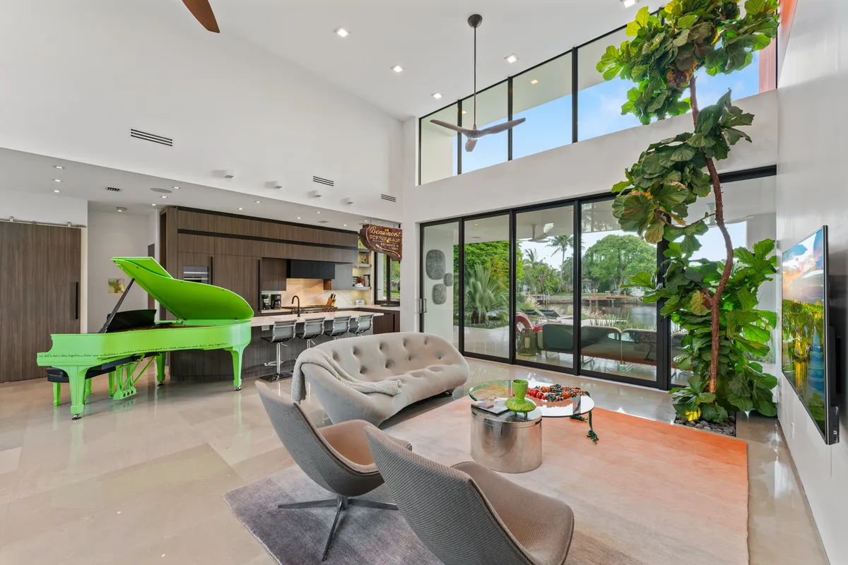 Wander Wilton Manors