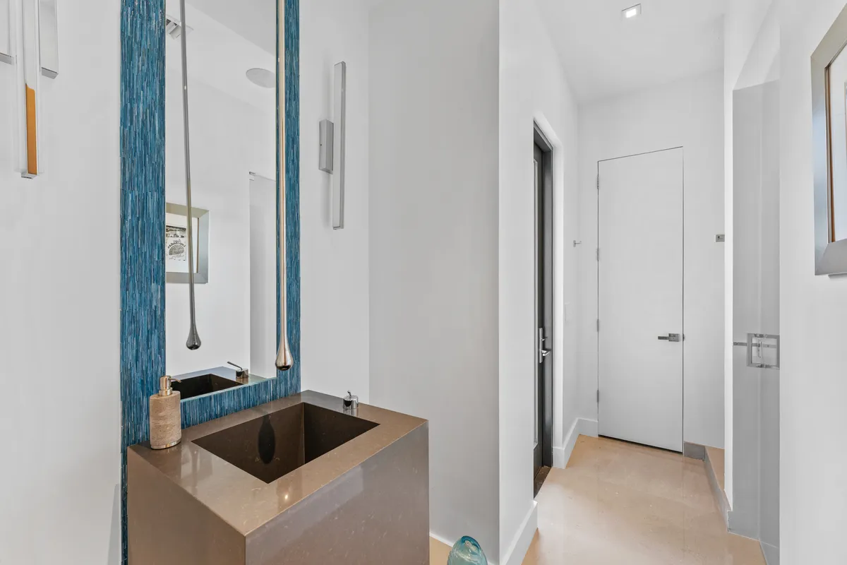 Wander Wilton Manors