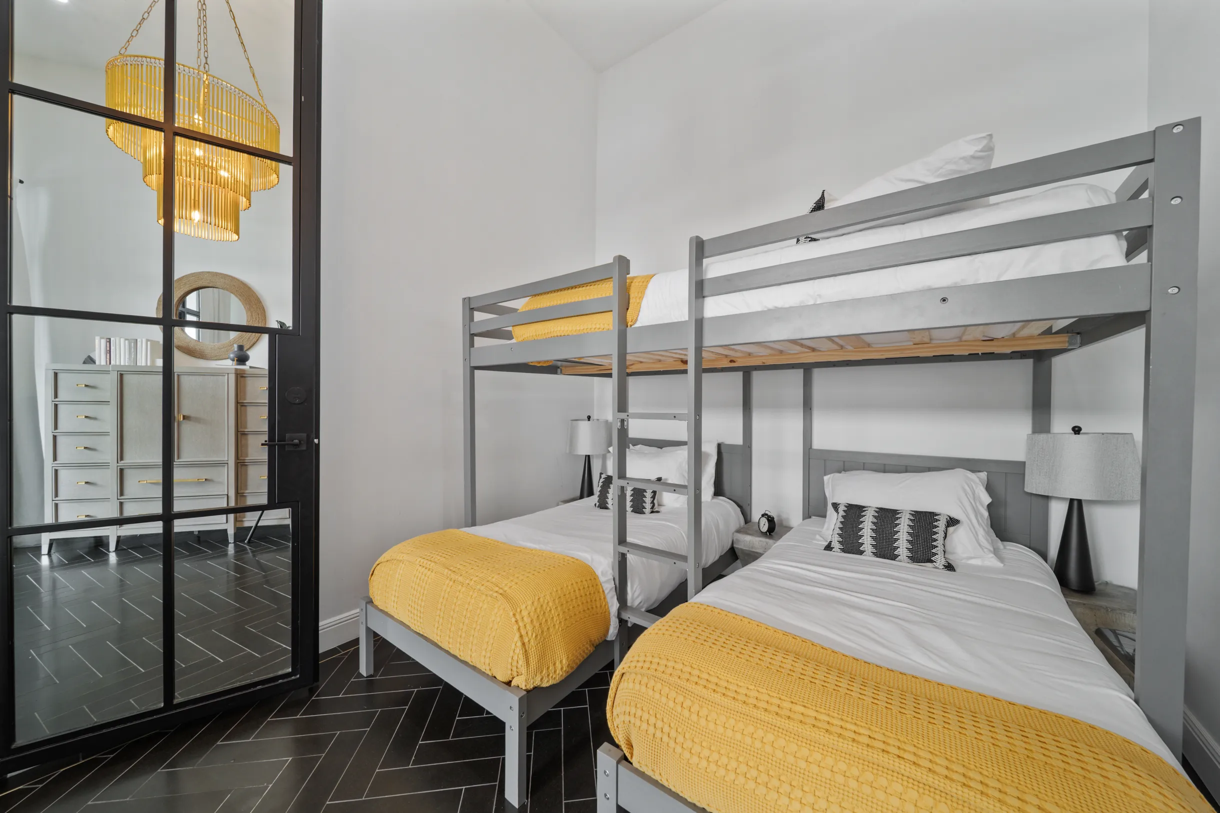 Wander Scottsdale Mirage #67