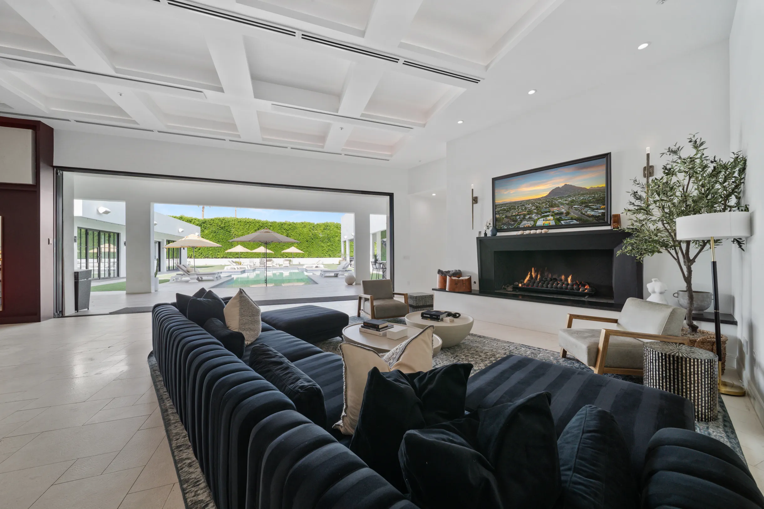 Wander Scottsdale Mirage #90